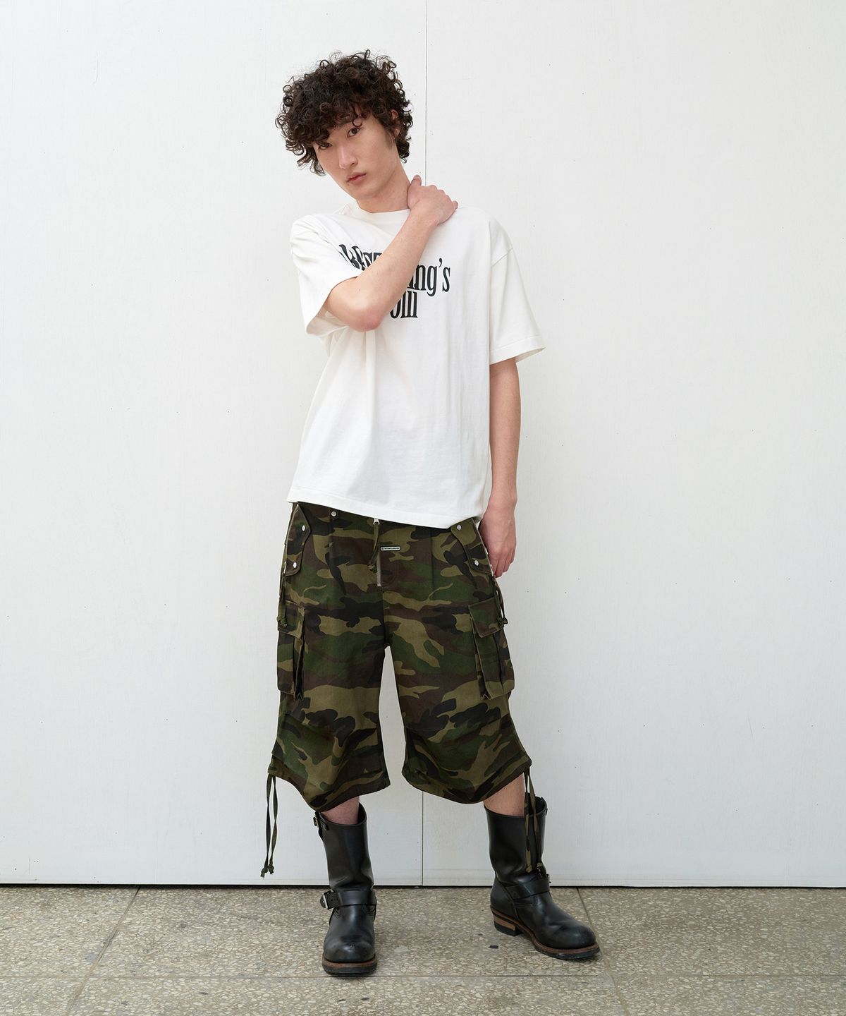 더바이닐하우스(THEVINYLHOUSE) THE LAZY TEE WHITE
