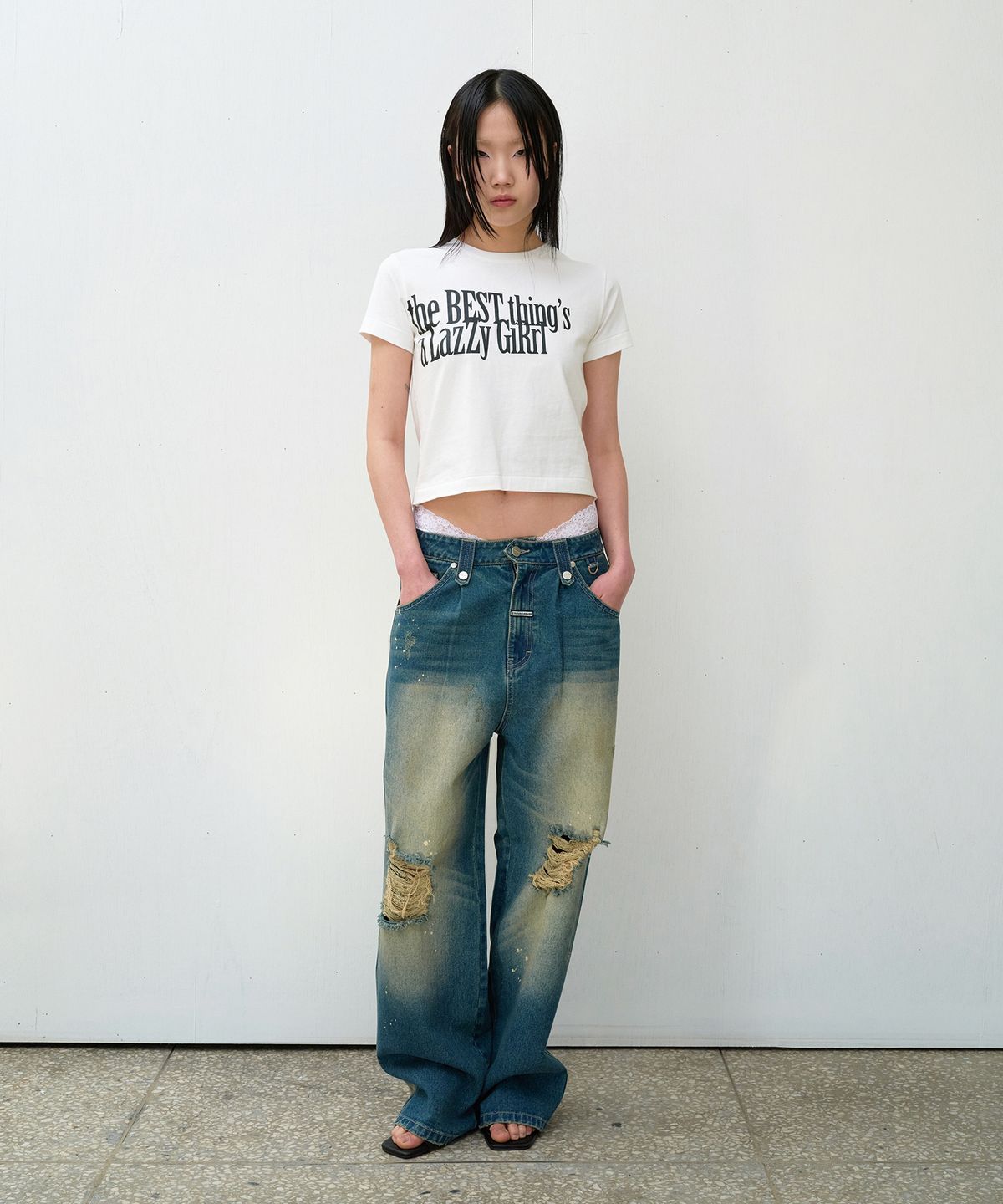 더바이닐하우스(THEVINYLHOUSE) THE LAZY TEE WHITE