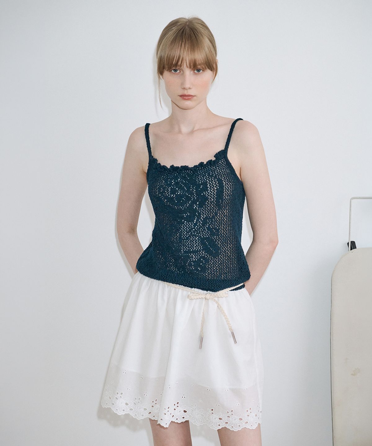 시눈(SINOON) Crochet Rose Knit Onepiece (Dark Navy)