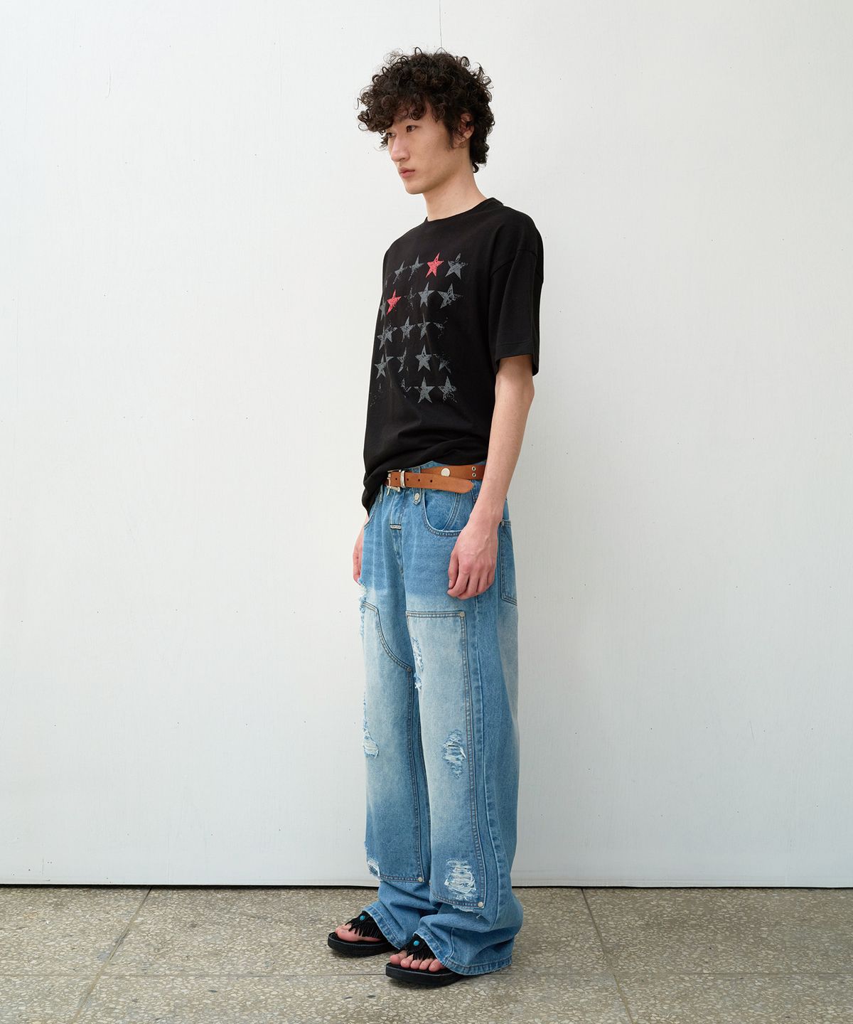 더바이닐하우스(THEVINYLHOUSE) FADED STAR TEE BLACK