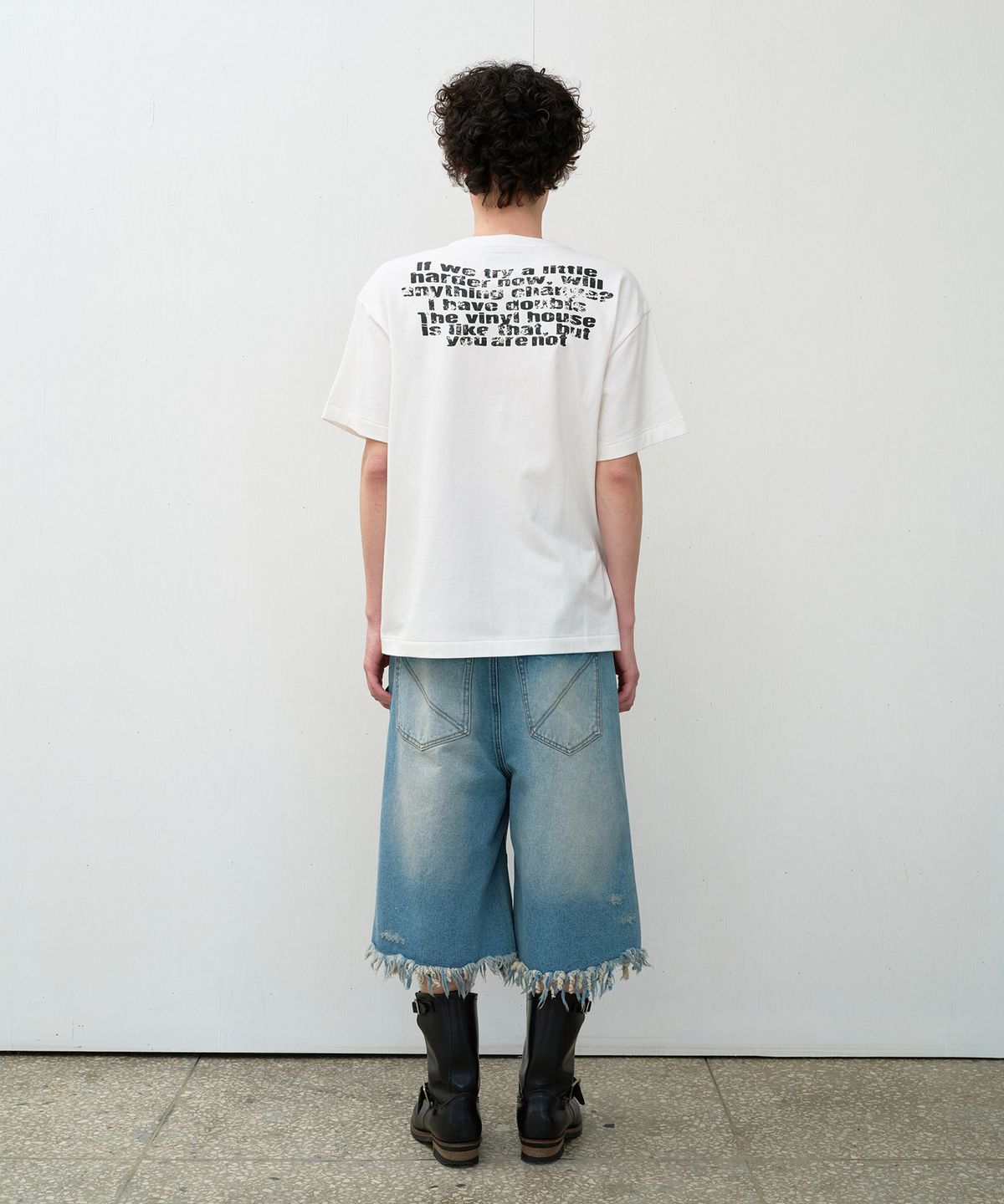 더바이닐하우스(THEVINYLHOUSE) FADED STAR TEE WHITE