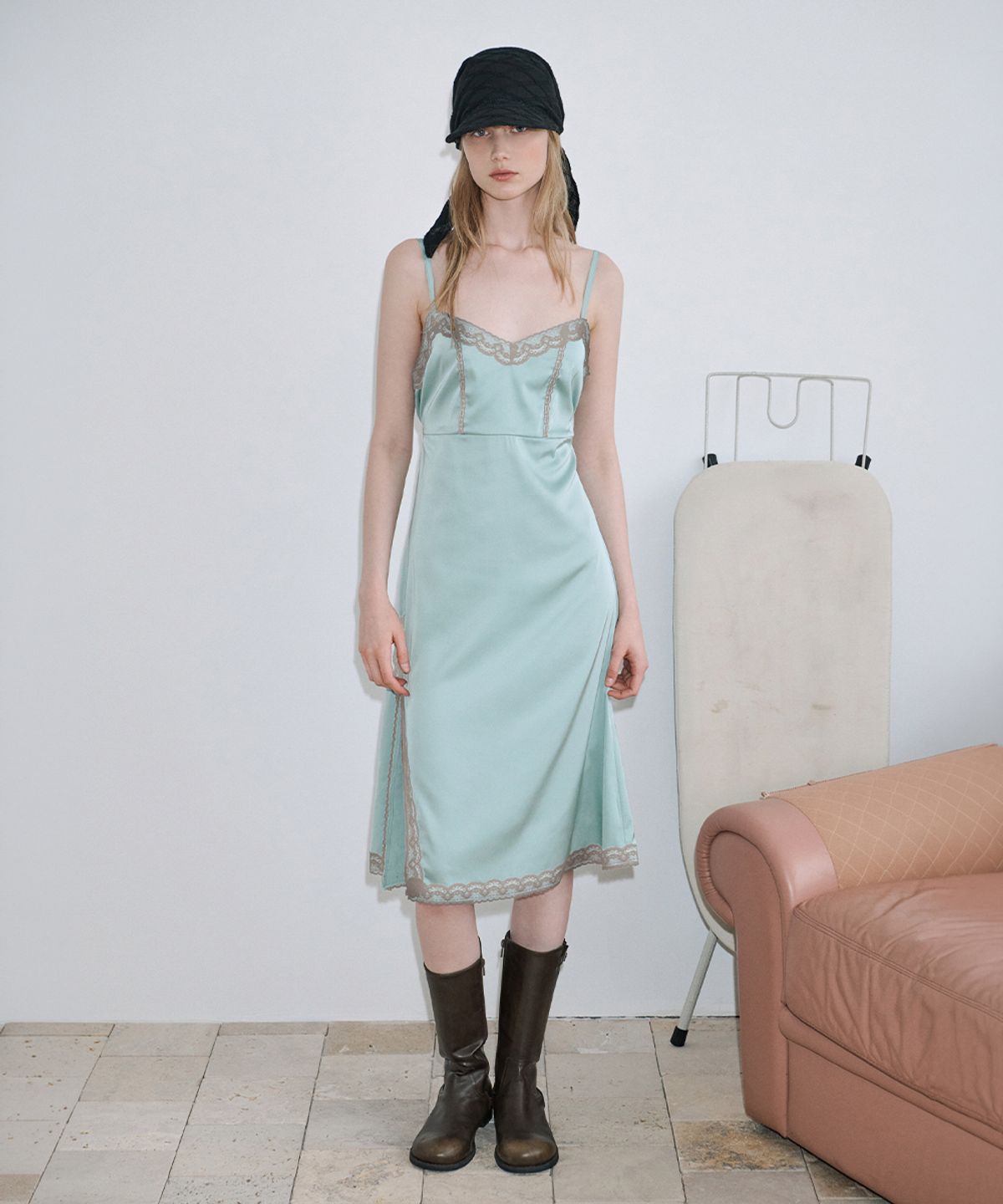 시눈(SINOON) Satin Lace Ribbon Onepiece (Moss Green)
