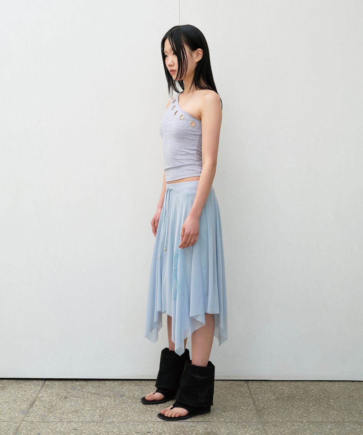 더바이닐하우스(THEVINYLHOUSE) MESH LAYERED SKIRT (W) BLUE