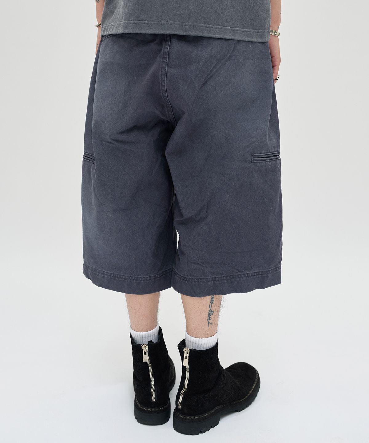 스웨이드(SUADE) UTILITY CARGO SHORTS [NAVY]