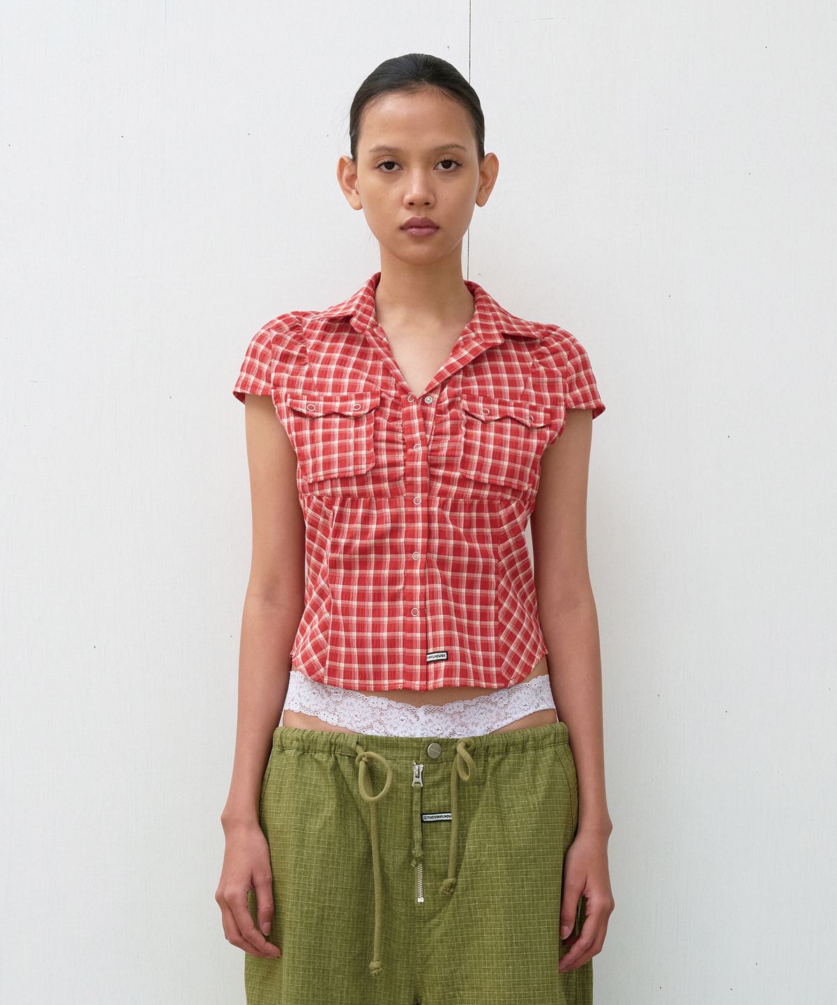 더바이닐하우스(THEVINYLHOUSE) PETIT HALF SHIRTS (W) RED