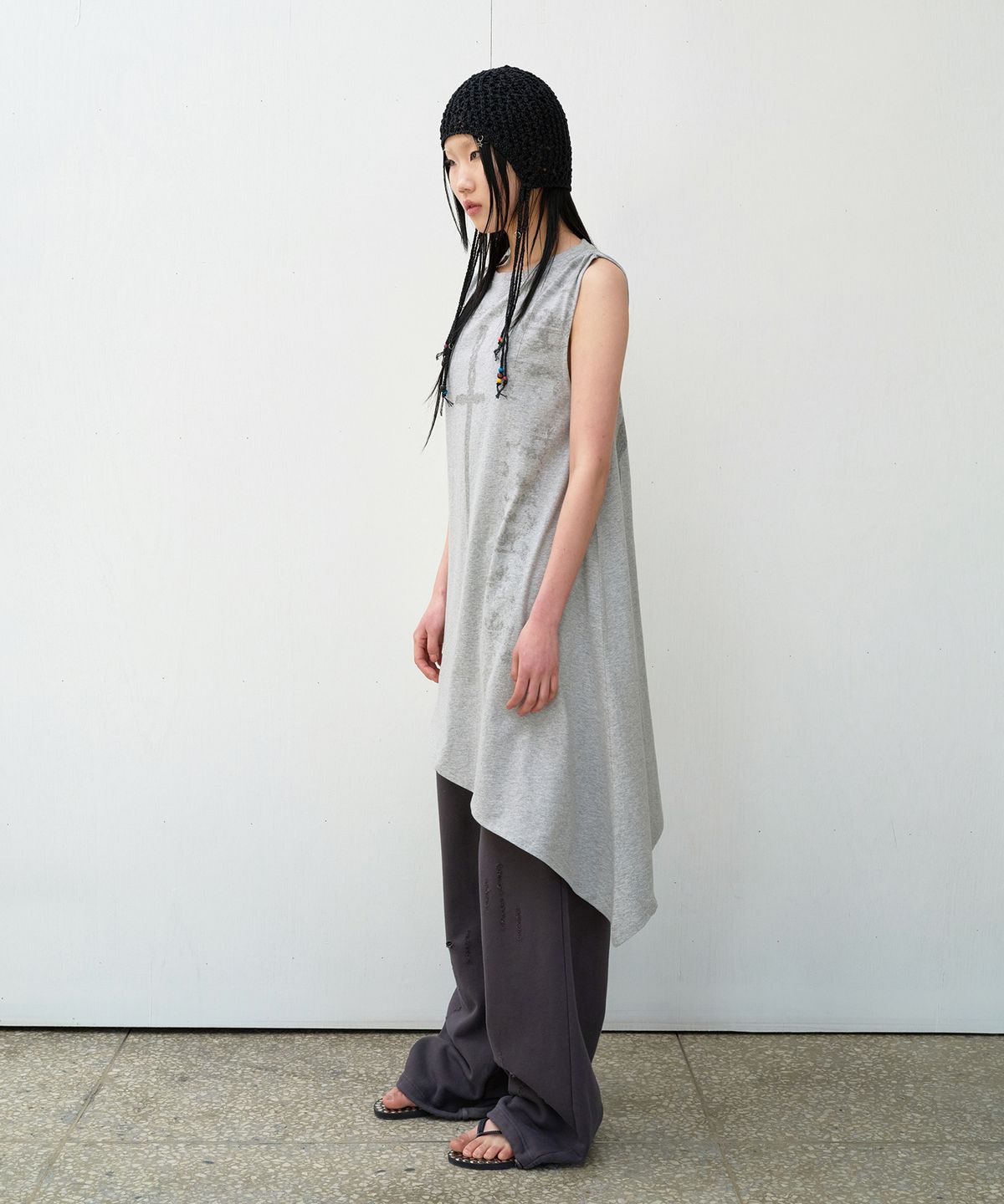 더바이닐하우스(THEVINYLHOUSE) UNBALANCE LAYERED ONE-PIECE (W) GREY