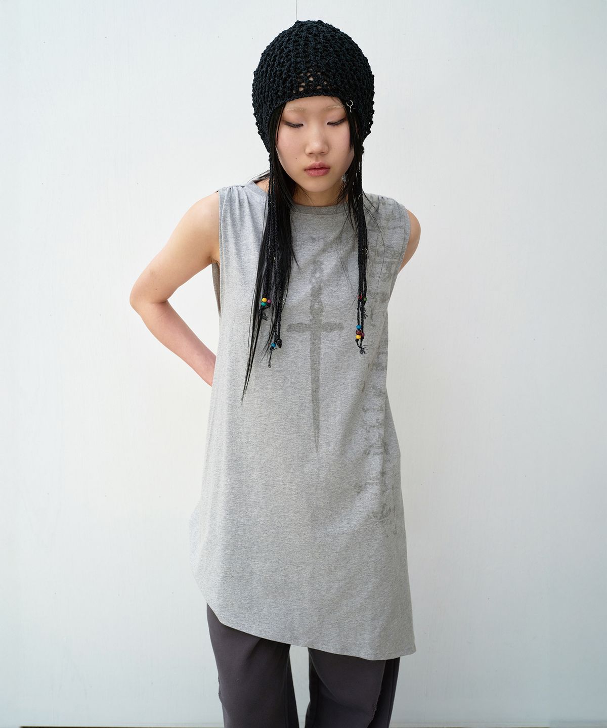 더바이닐하우스(THEVINYLHOUSE) UNBALANCE LAYERED ONE-PIECE (W) GREY