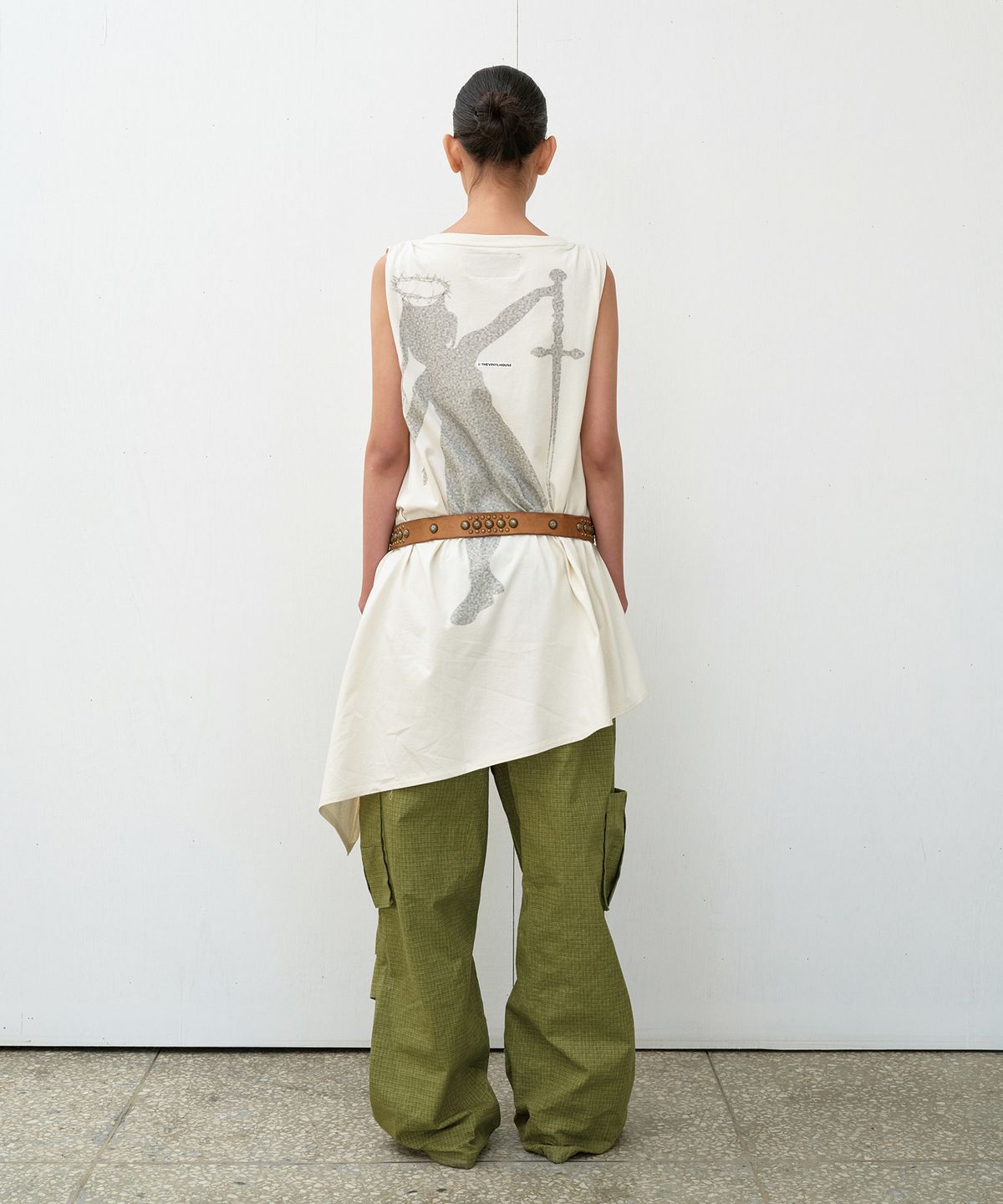 더바이닐하우스(THEVINYLHOUSE) UNBALANCE LAYERED ONE-PIECE (W) CREAM