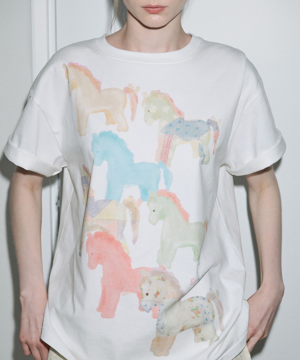시눈(SINOON) Tiny Ponies T-Shirt (Ivory)