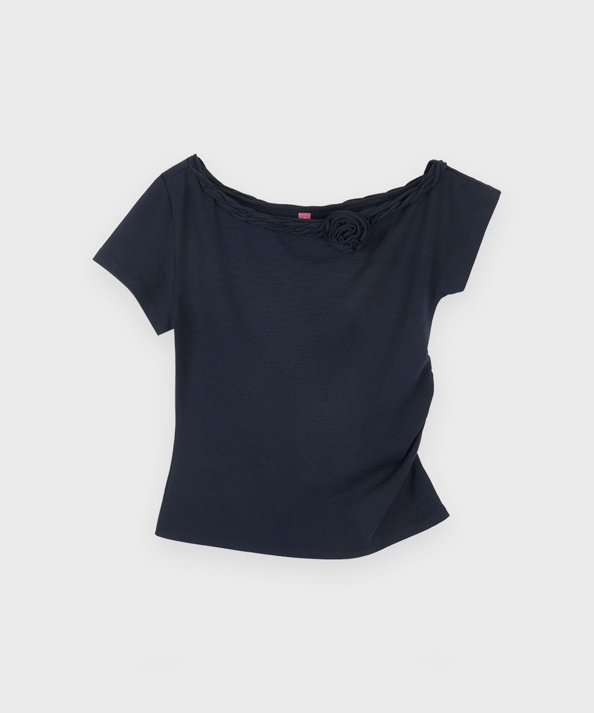 시눈(SINOON) [채령(ITZY) 착용] Braided One-Shoulder T-Shirt (Navy)