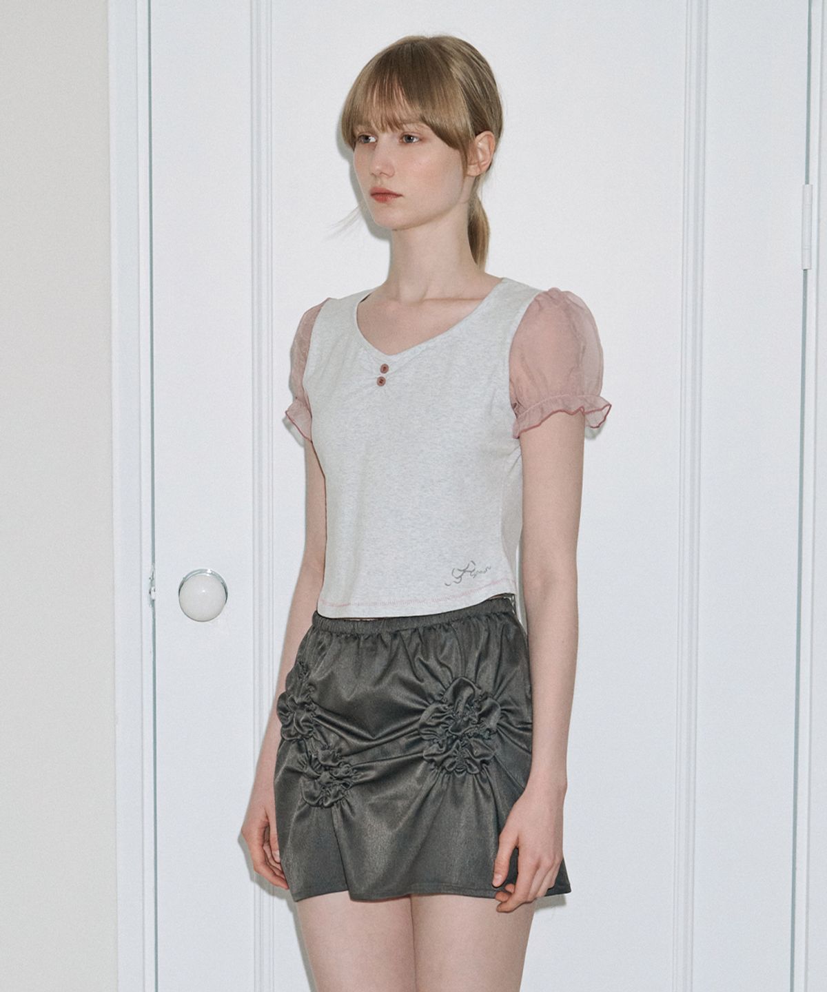 시눈(SINOON) Ribbon Shirring Puff T-Shirt (Melange Grey)