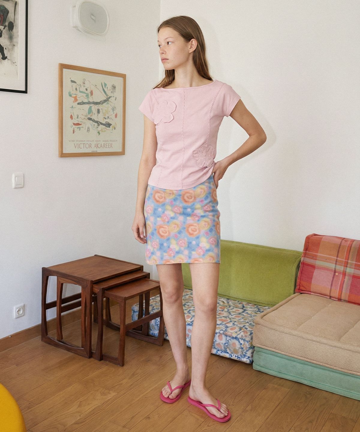 시눈(SINOON) Flower Patch T-Shirt (Soft Pink)