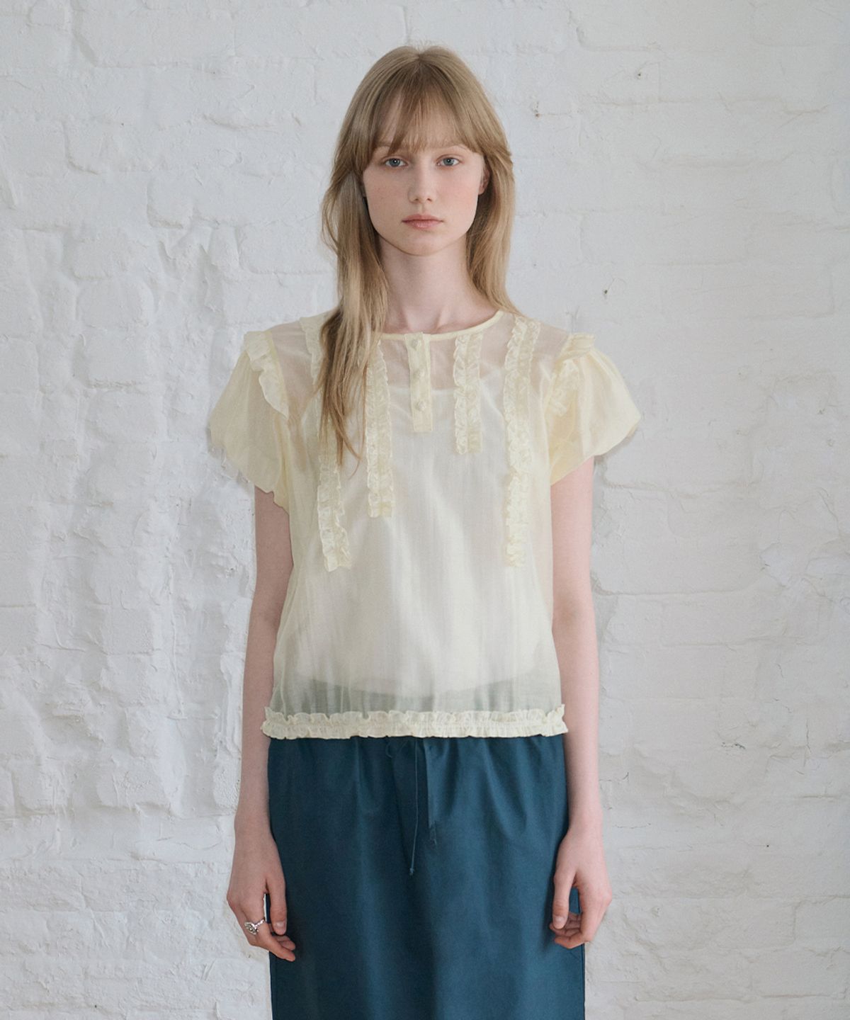 시눈(SINOON) Babydoll Frill Blouse (Yellow)