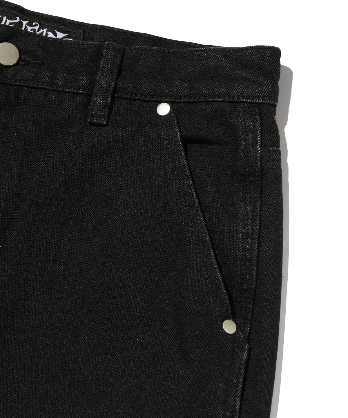 스웨이드(SUADE) CURVED FLARE DENIM [BLACK]