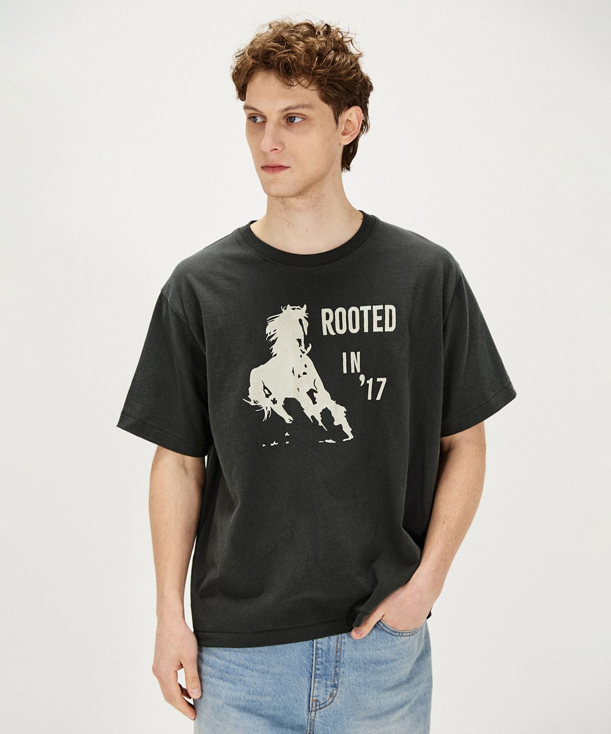 셔터(SHIRTER) VTG LOGO T-SHIRT (CHARCOAL)
