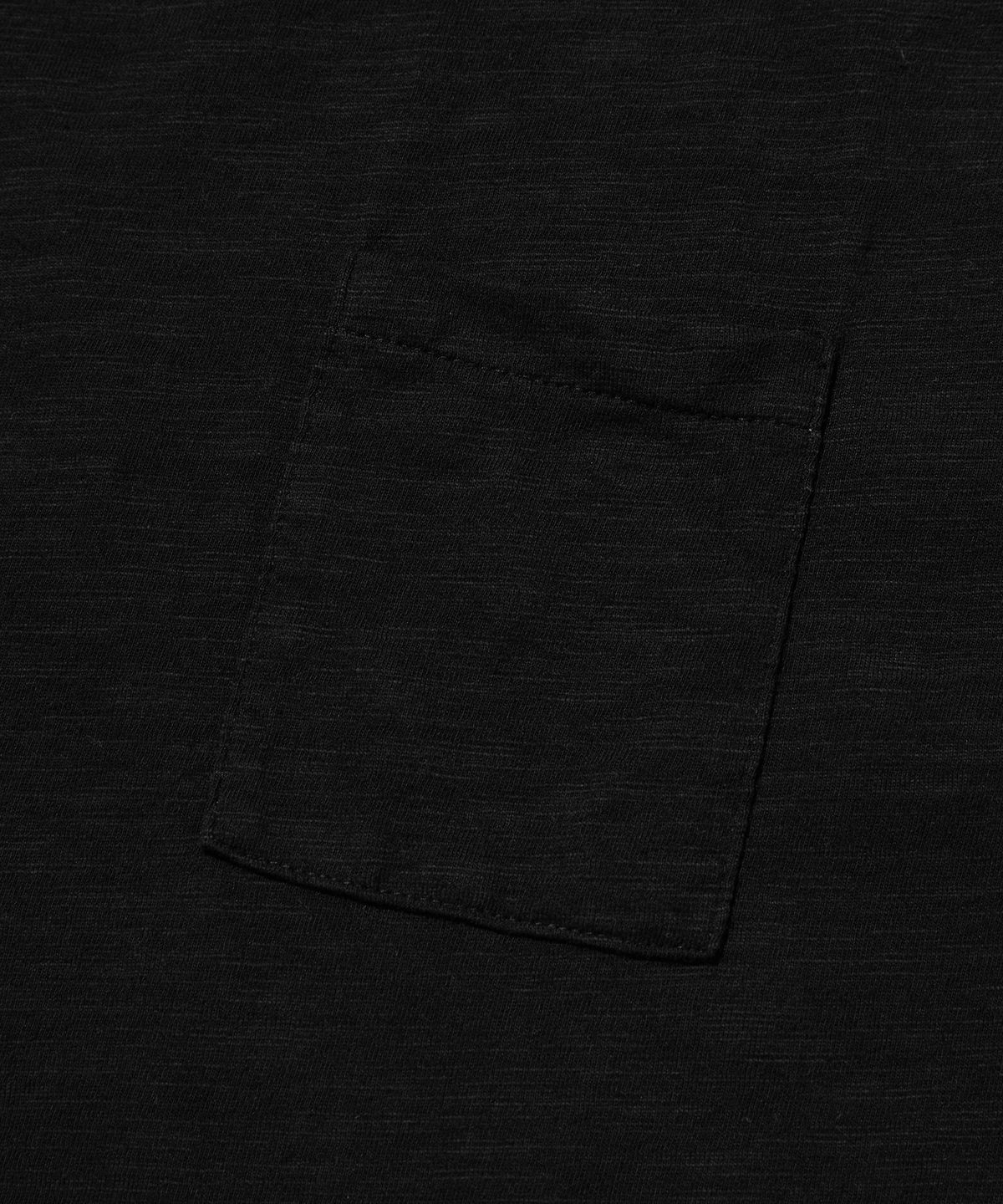 스웨이드(SUADE) TEXTURED POCKET TEE [BLACK]