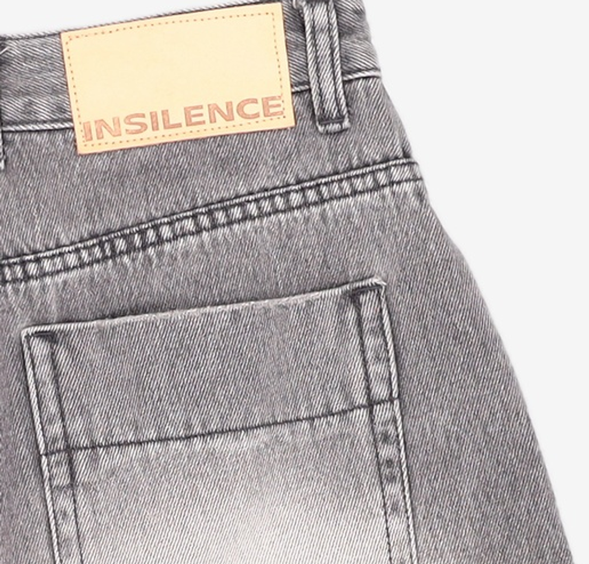 인사일런스(INSILENCE) 숏팬츠 XS