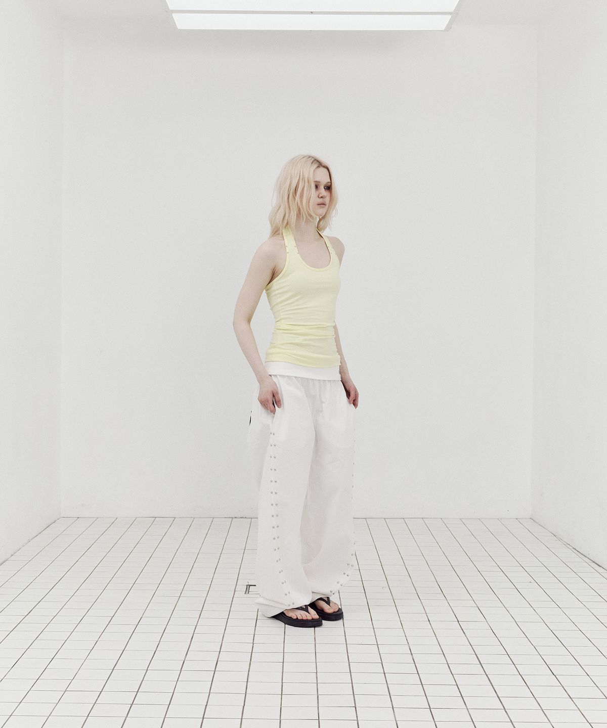 셋업이엑스이(SETUP-EXE) BASIC HALTERNECK TOP / YELLOW