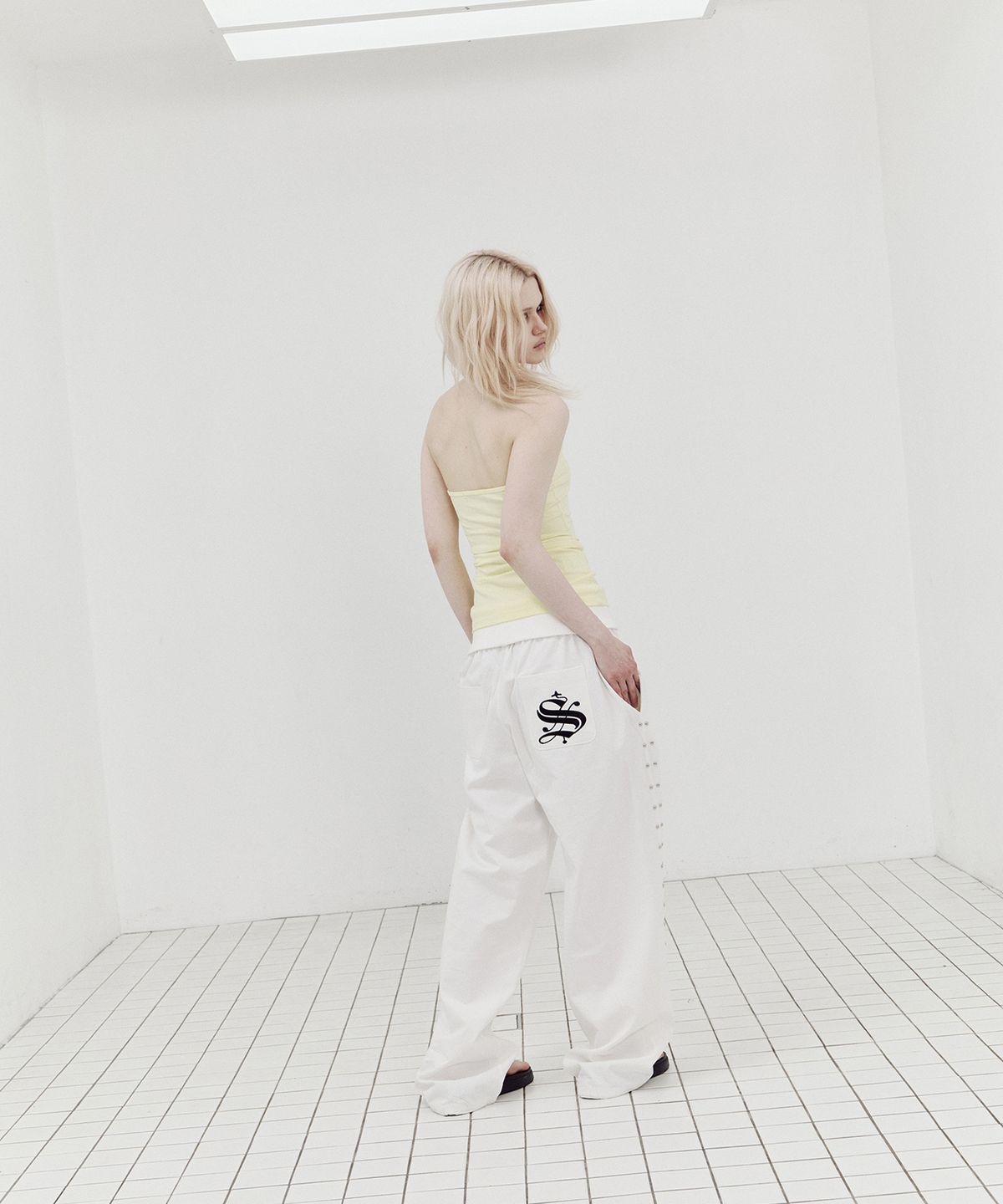셋업이엑스이(SETUP-EXE) BASIC HALTERNECK TOP / YELLOW