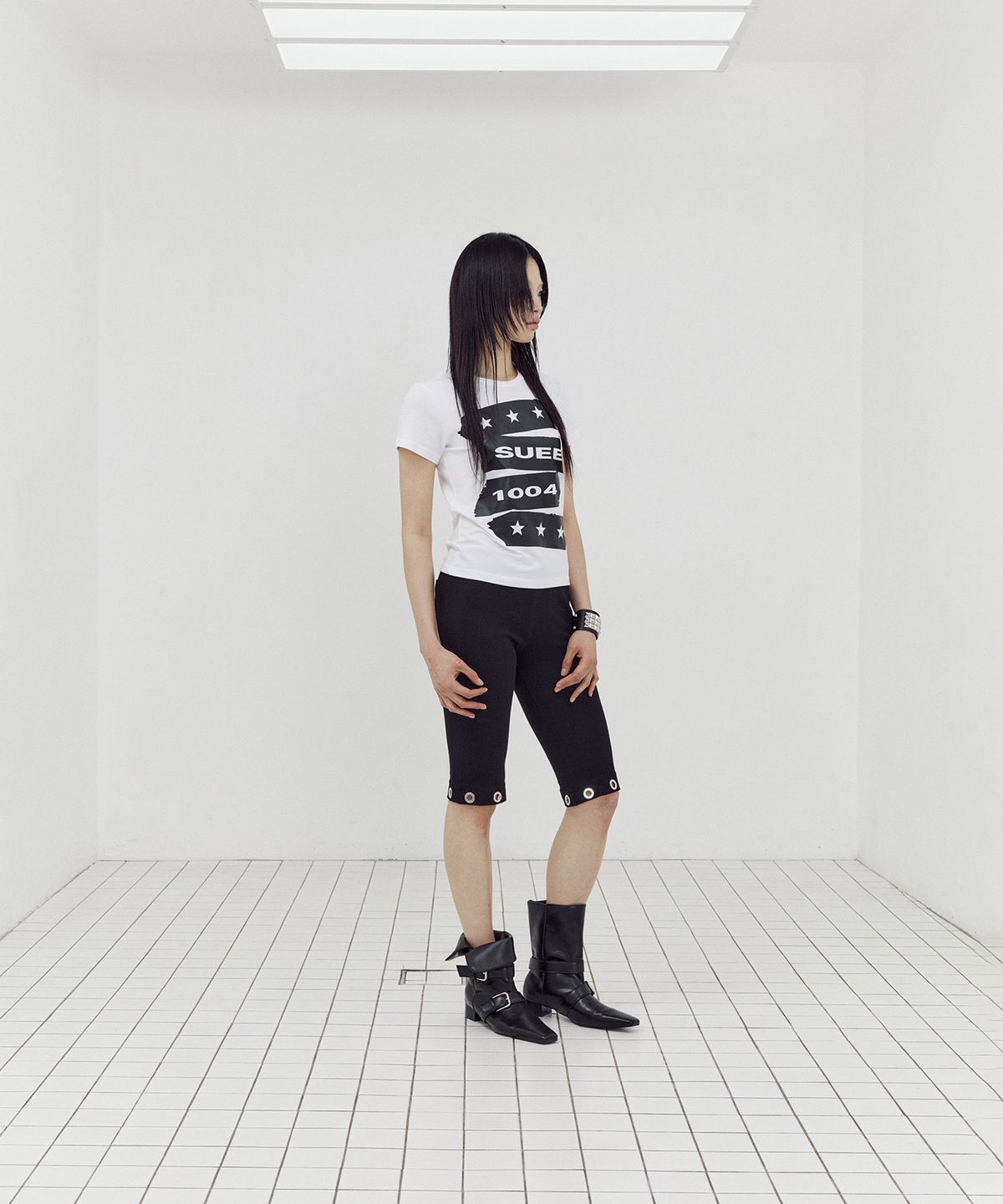 셋업이엑스이(SETUP-EXE) EYELET CAPRI LEGGINGS / BLACK