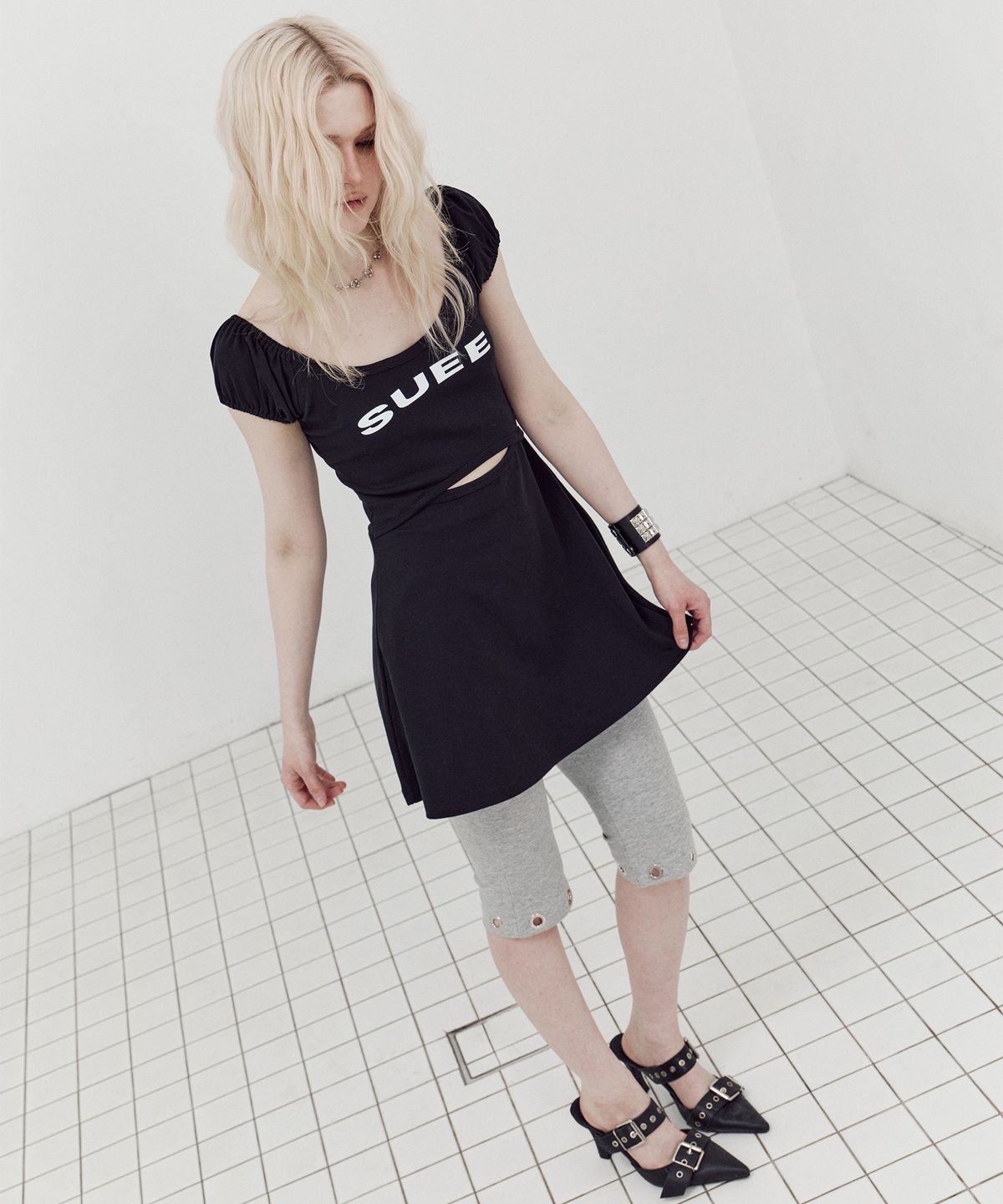셋업이엑스이(SETUP-EXE) EYELET CAPRI LEGGINGS / MELANGE GRAY