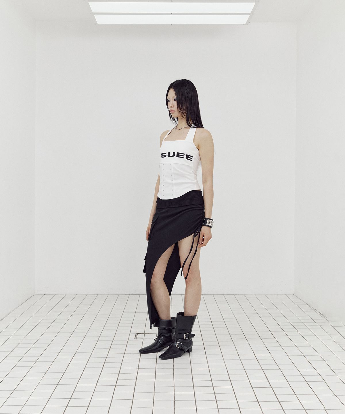 셋업이엑스이(SETUP-EXE) RIFLE CARGO SKIRT / BLACK