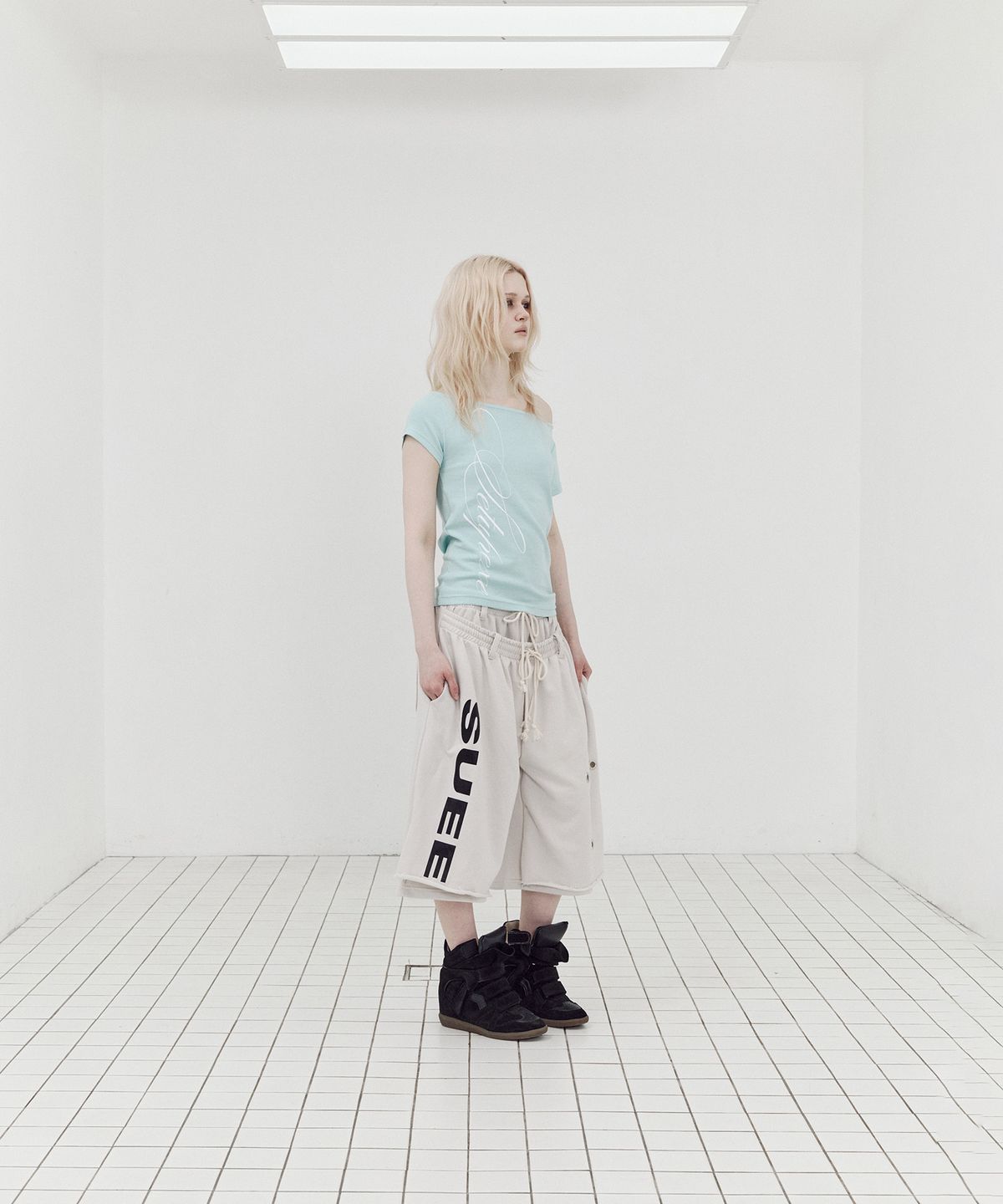 셋업이엑스이(SETUP-EXE) DOUBLE LAYERED BERMUDA PANTS / BEIGE