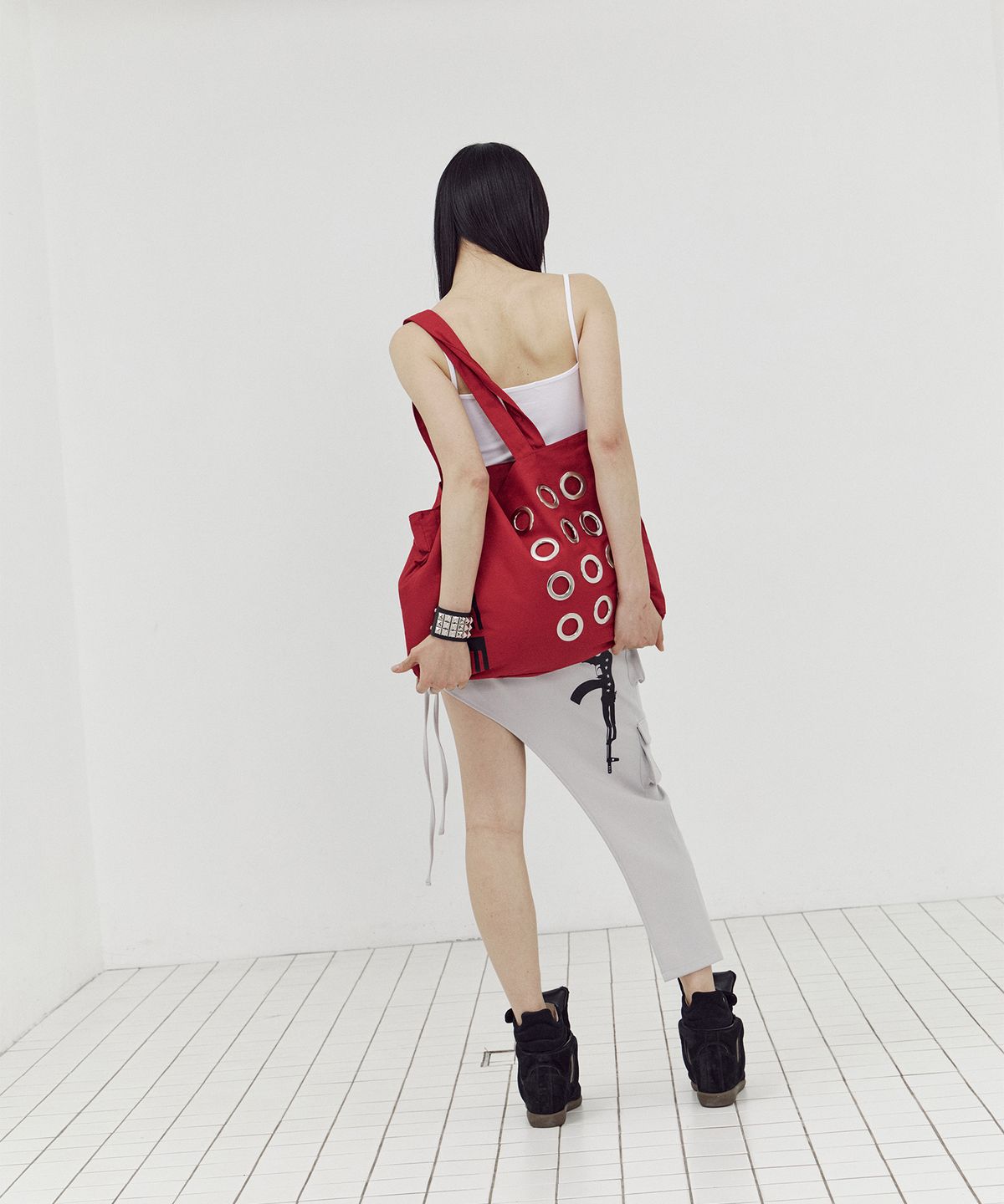 셋업이엑스이(SETUP-EXE) BULLET HOLE SHOPPER BAG / RED