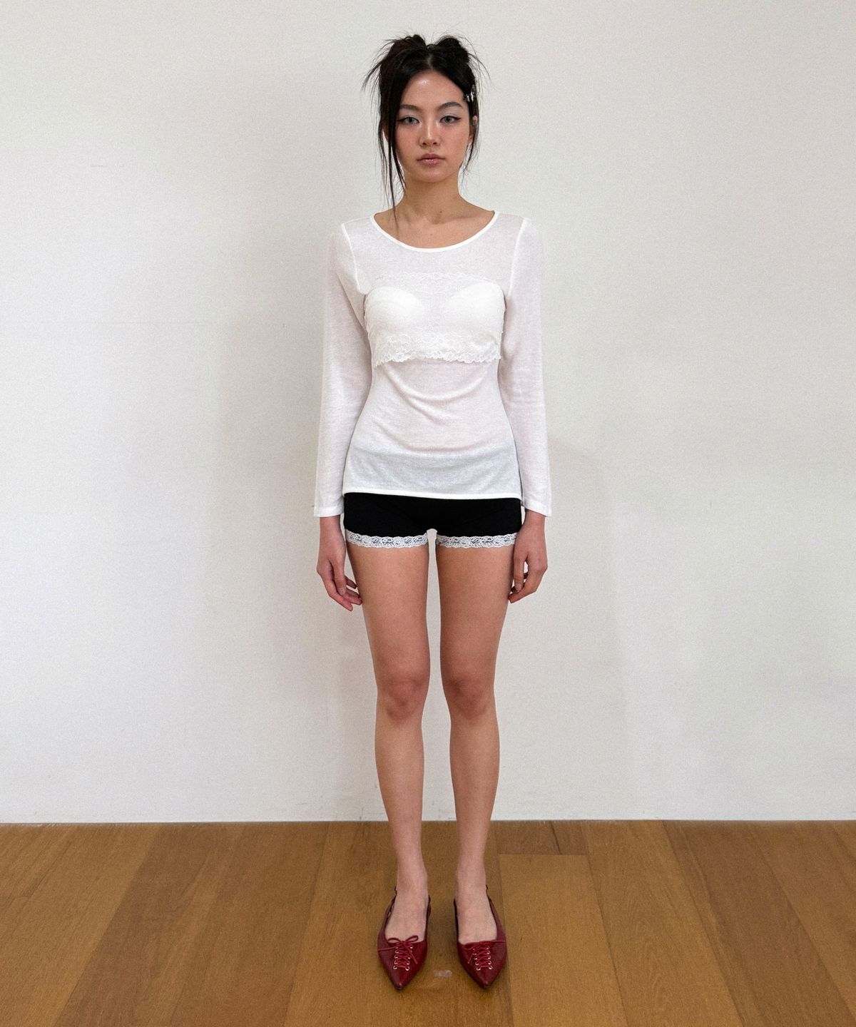 비나제이(VINAJ) 레이스 레이어드 7부 롱슬리브 티셔츠 커버업 (White)