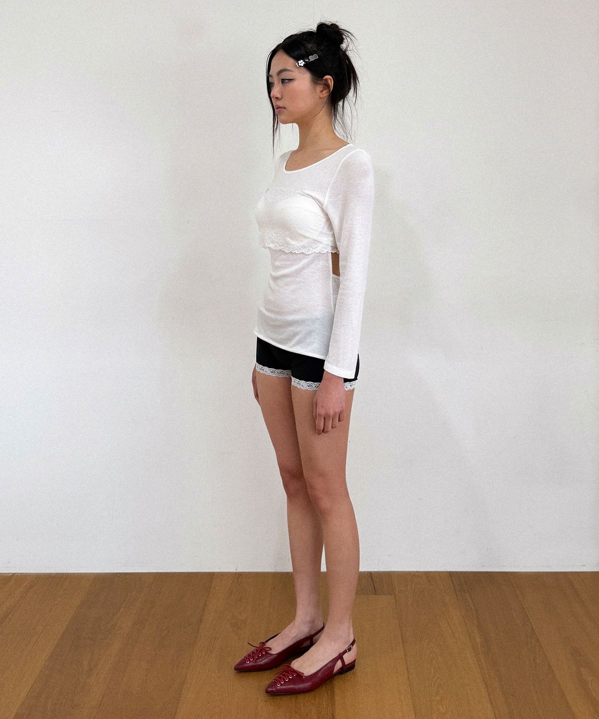 비나제이(VINAJ) 레이스 레이어드 7부 롱슬리브 티셔츠 커버업 (White)