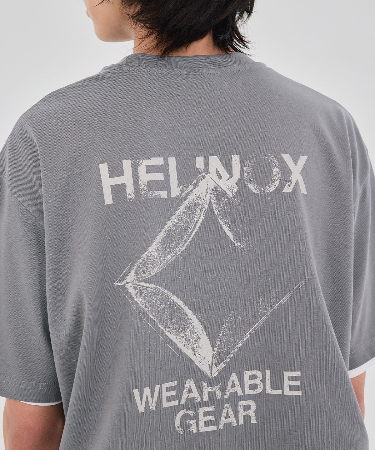 헬리녹스 웨어(HELINOX WEAR) MAGIC HOURS 로고 반팔티셔츠_Grey