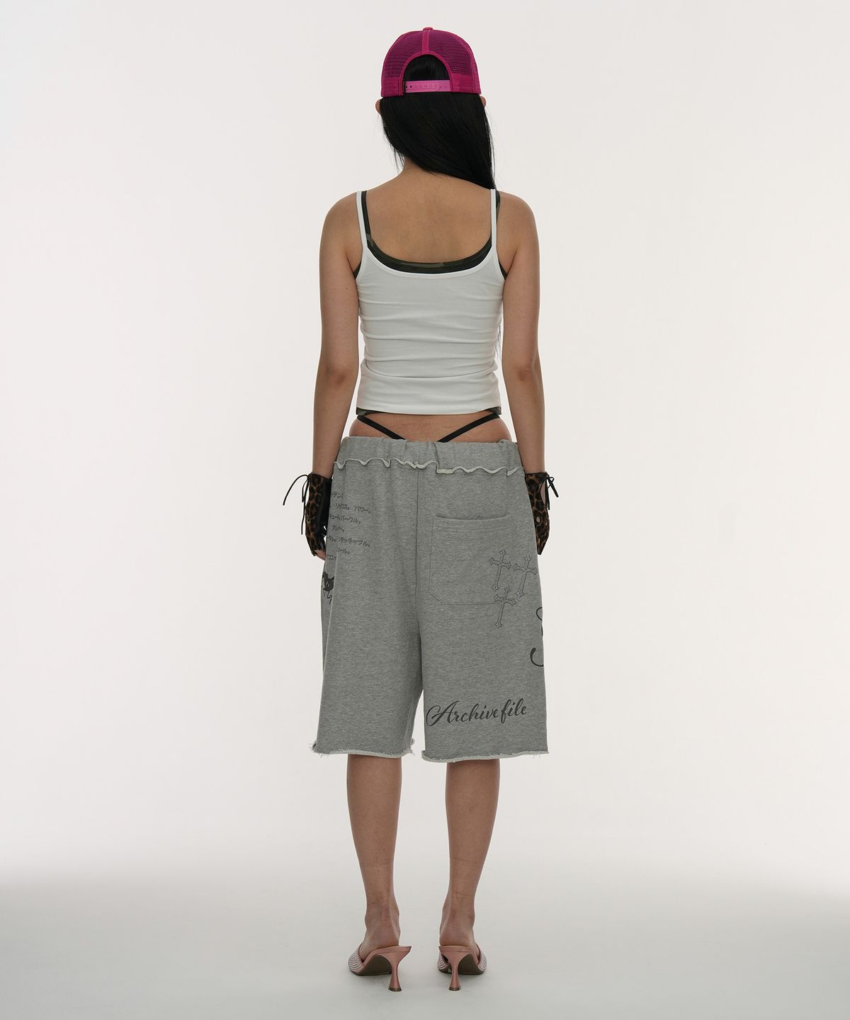 길라아카이브(GILAARCHIVE) LAYERED BOX LOGO SLEEVELESS (CAMO)_WHITE
