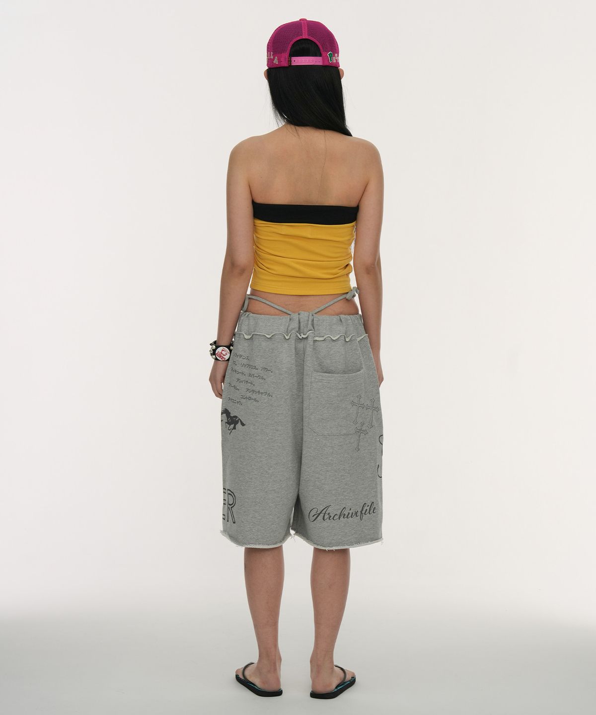 길라아카이브(GILAARCHIVE) TYPING TANK TOP_YELLOW