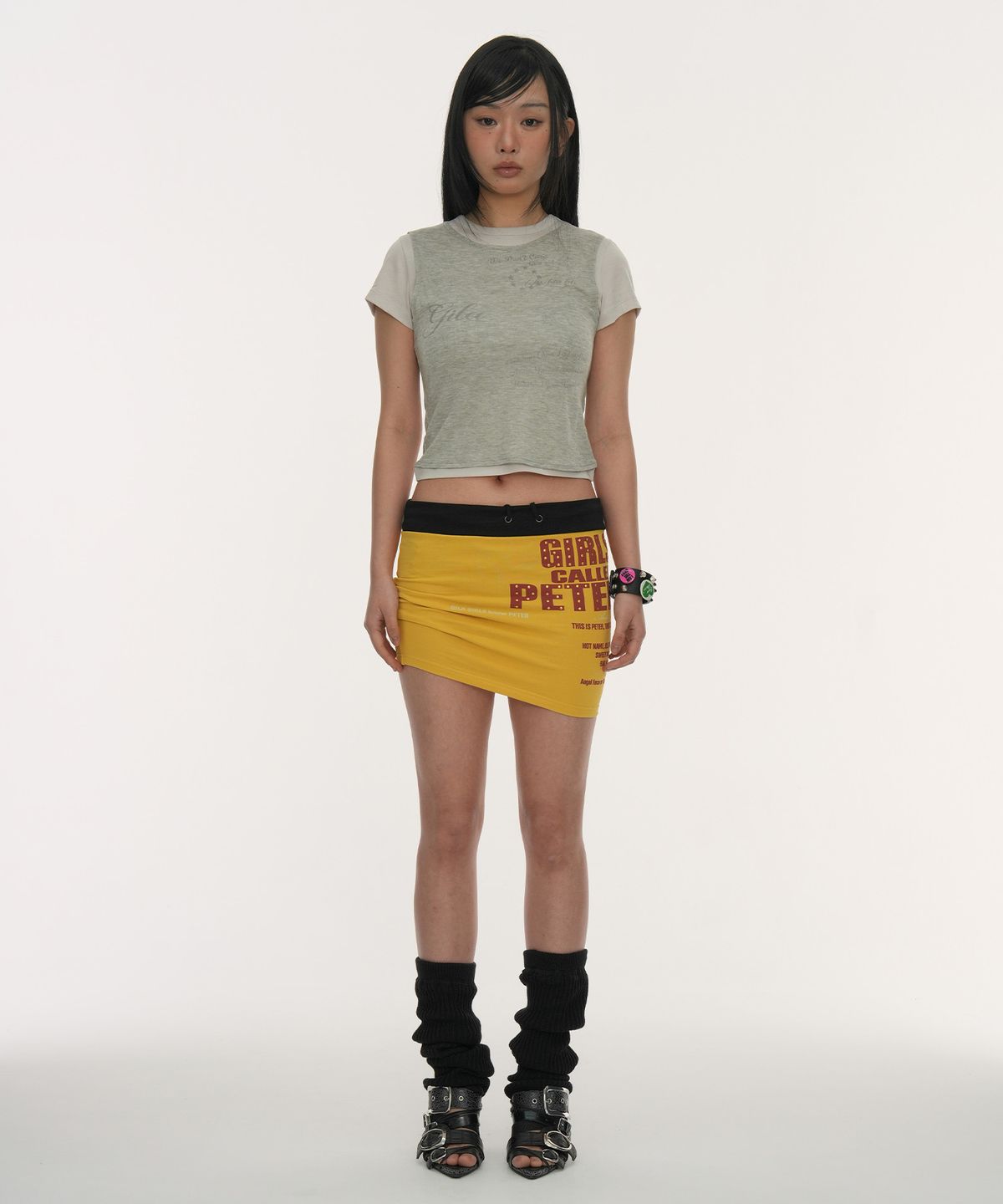 길라아카이브(GILAARCHIVE) LAYERED DOODLE SHEER CROP T-SHIRTS_GREY