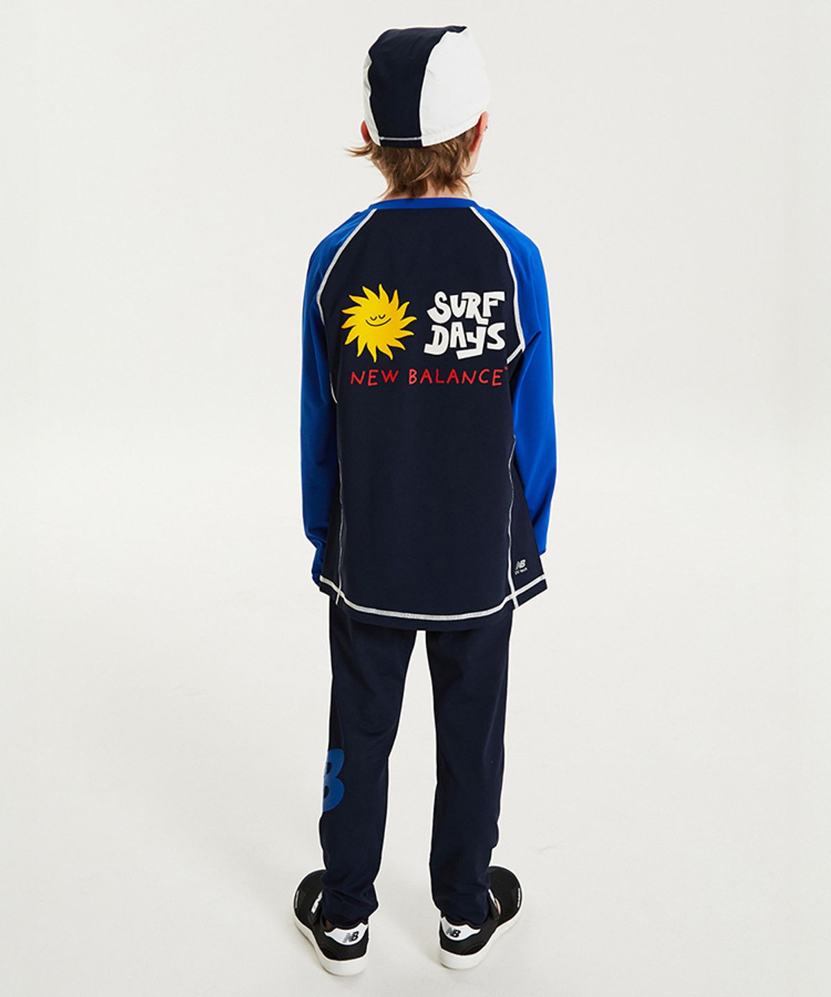 뉴발란스 키즈(NEWBALANCEKIDS) Sweet home_긴팔 래쉬가드 레깅스 셋업 아동 수영복 NK9RG3551U59