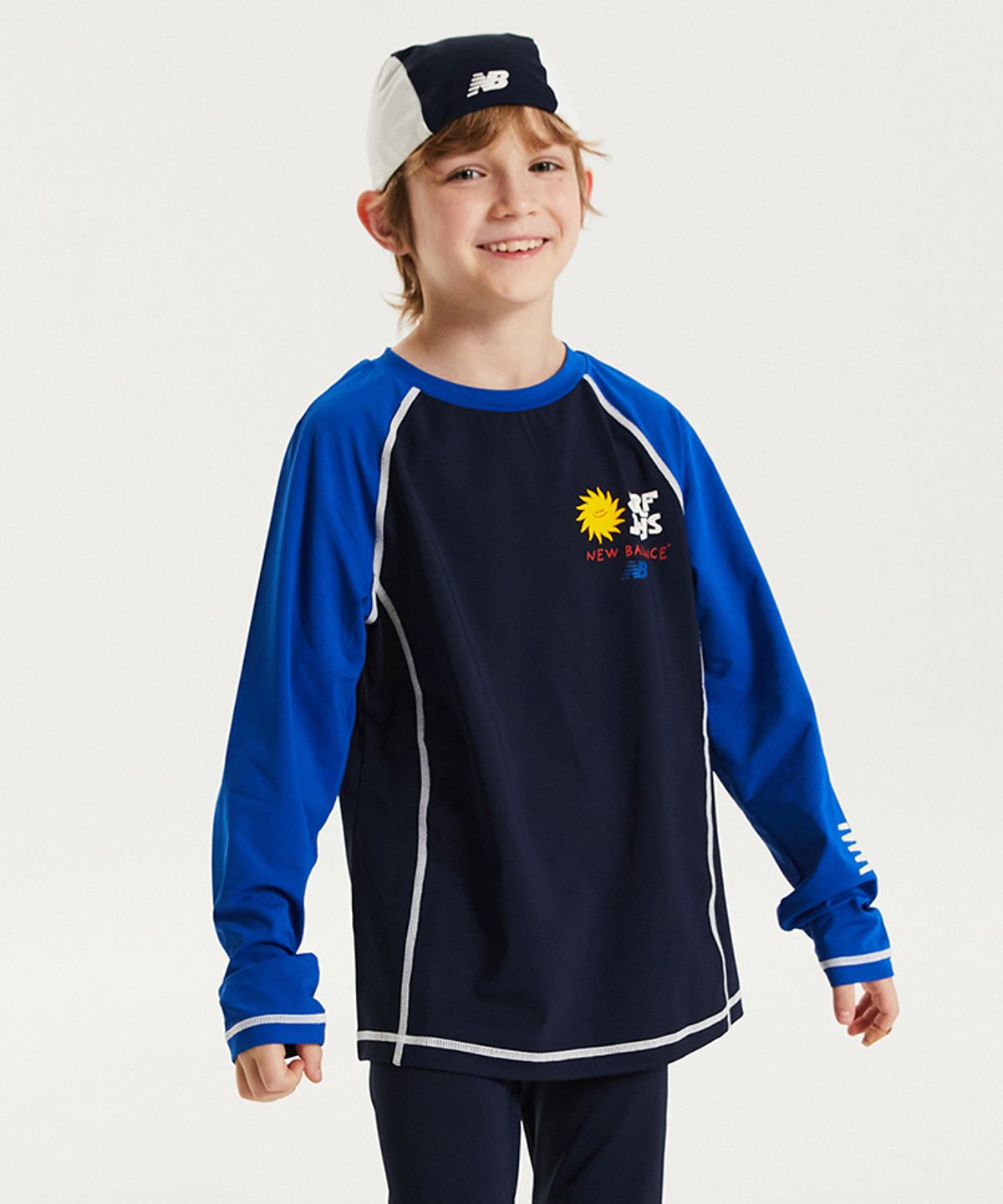 뉴발란스 키즈(NEWBALANCEKIDS) Sweet home_긴팔 래쉬가드 레깅스 셋업 아동 수영복 NK9RG3551U59