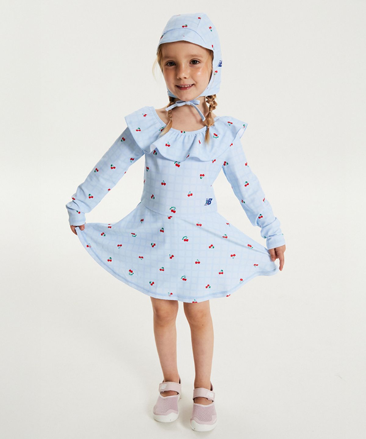 뉴발란스 키즈(NEWBALANCEKIDS) NBgC Cherry Blossom_패턴 원피스 래쉬가드 아동 수영복 NK9RG3773G51