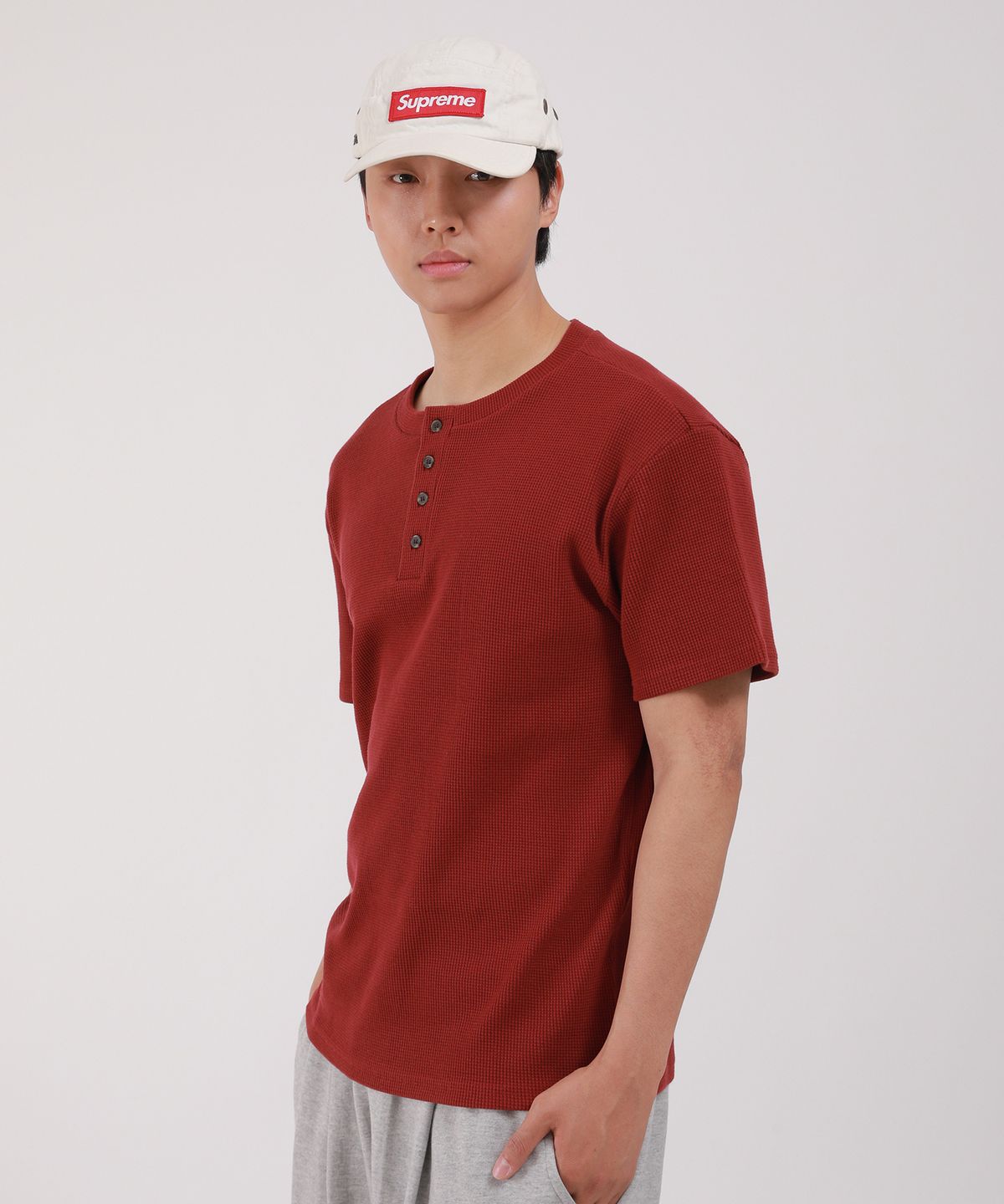디벨로브(DEVELOVE) 베이직 헨리넥 와플 반팔 티셔츠_버건디