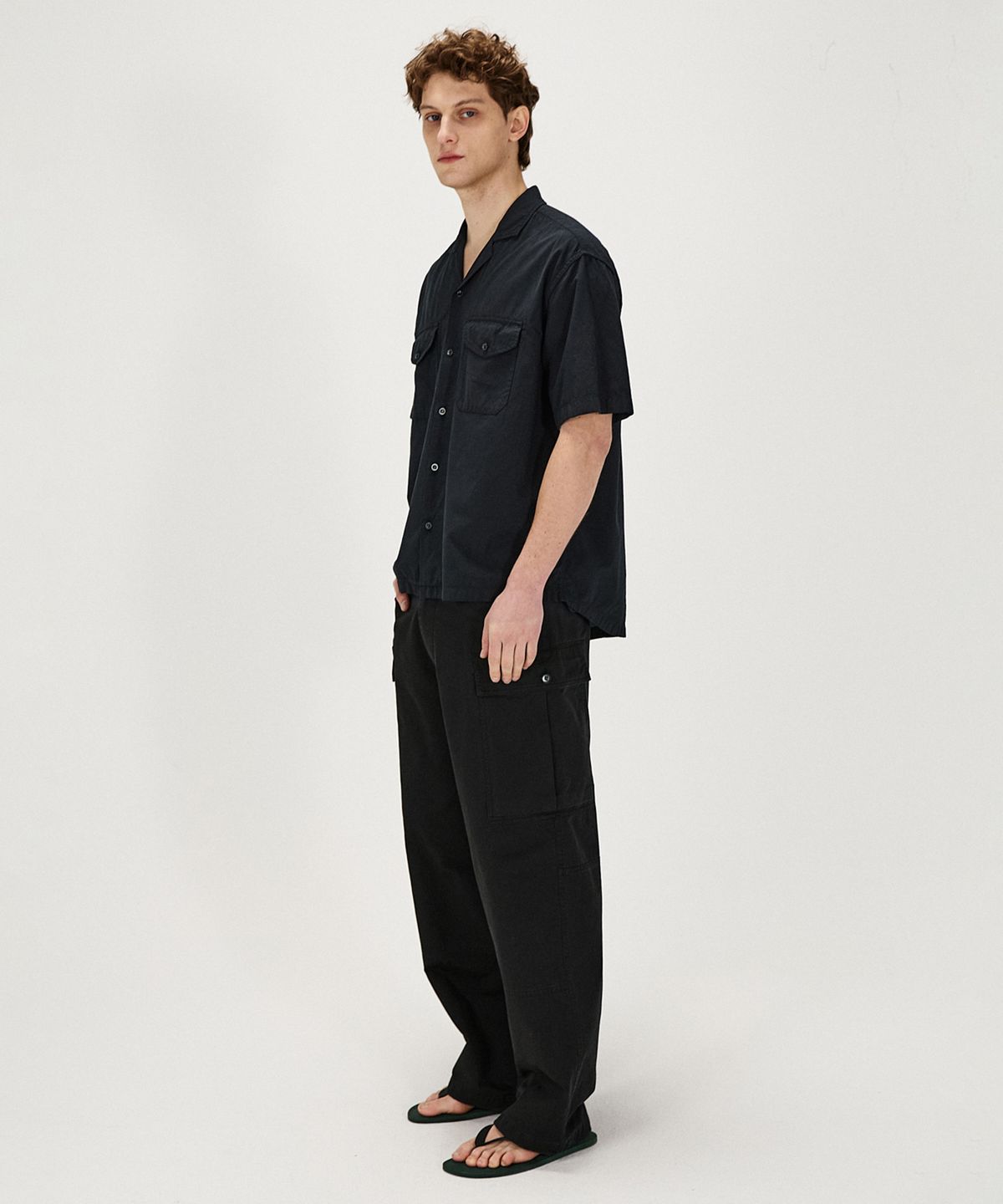 셔터(SHIRTER) GARMENT DYED RELAXED SHIRT (BLACK)