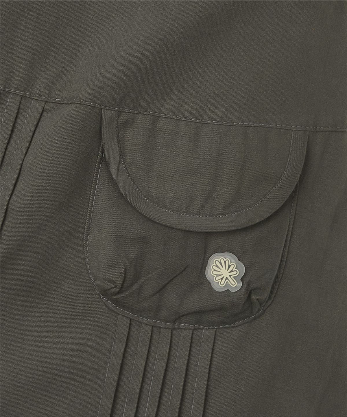 단델(DANDEL) DD pleats round pocket skirt (CHARCOAL)