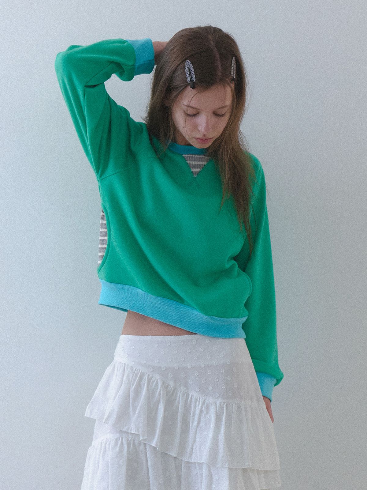 그리트(GREET) 브온 배색 라이트 맨투맨_Breon Sweatshirt_Green
