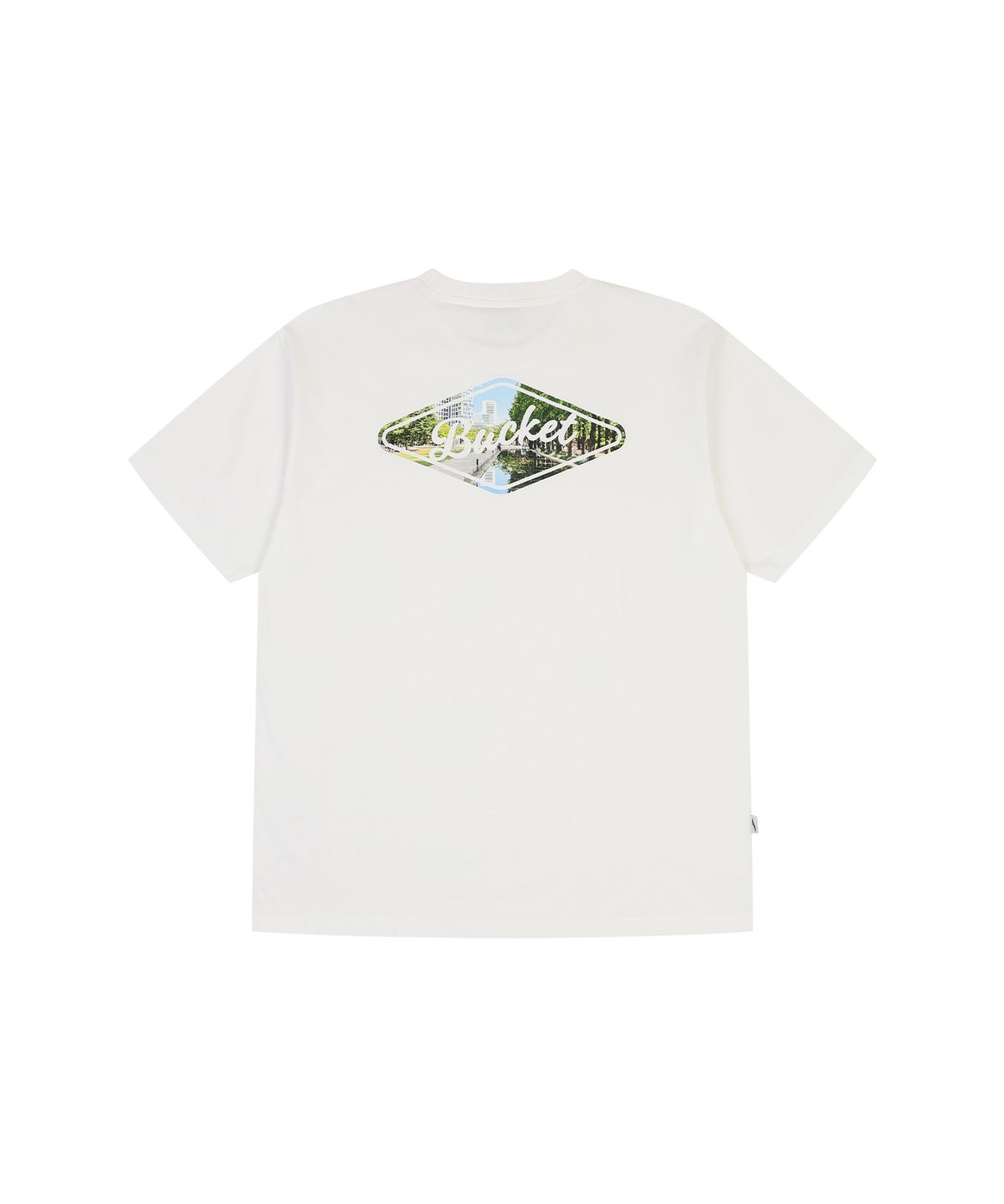 버킷(BUCKET) SEONGSU T-SHIRT [WHITE]