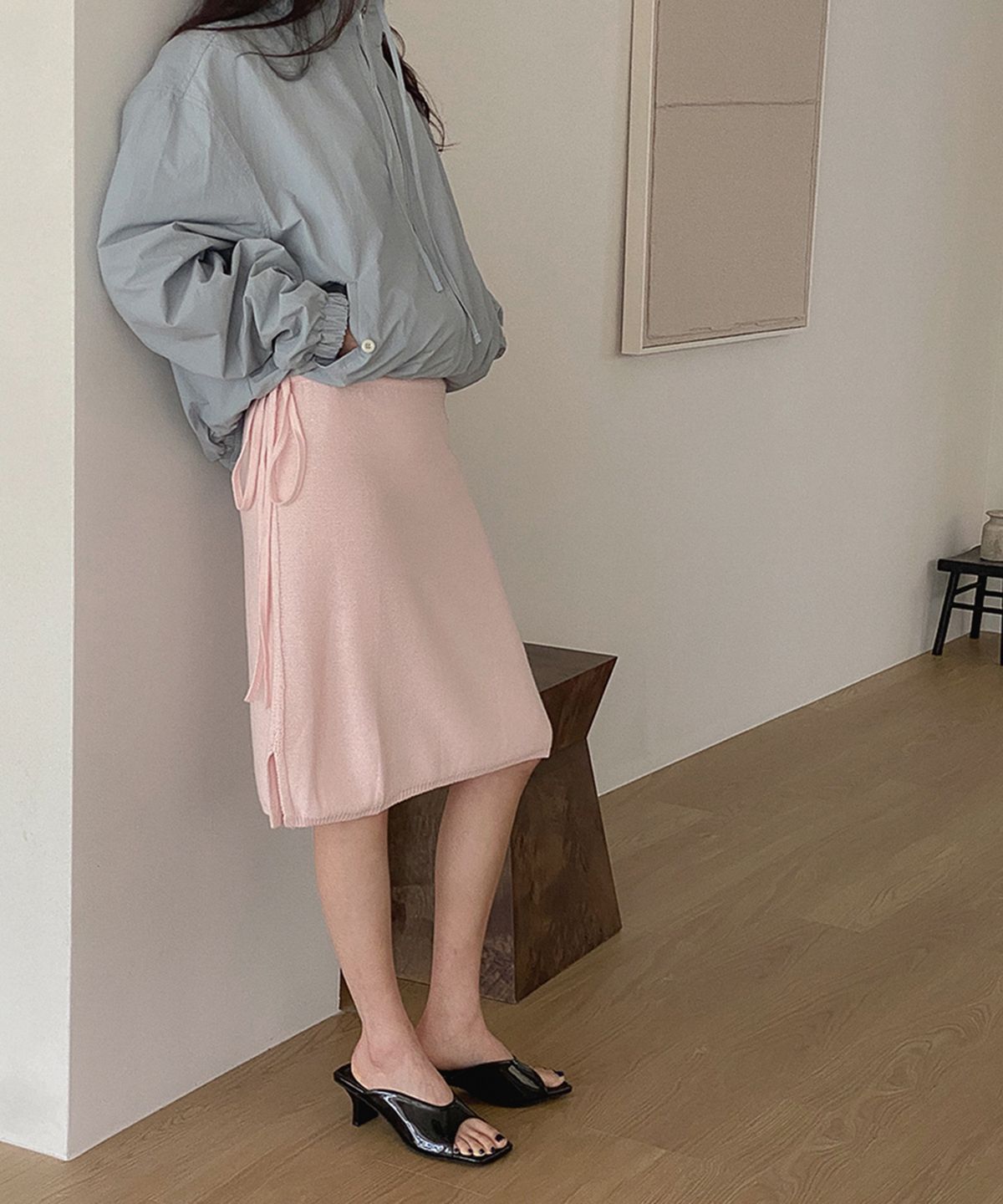 무드앤플(MOODNPLE) Sienna 페이던트 뮬 샌들 2color 6cm