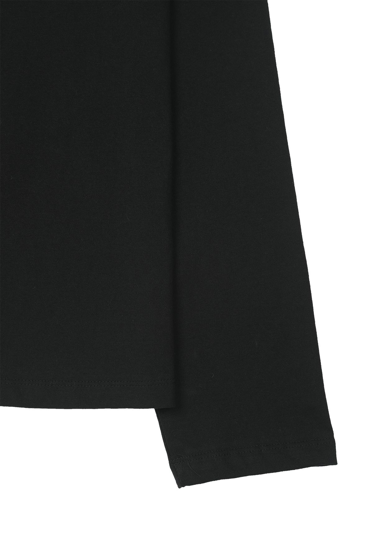 다이닛(DEINET) CONTEMPORARY LONG SLEEVE IN BLACK