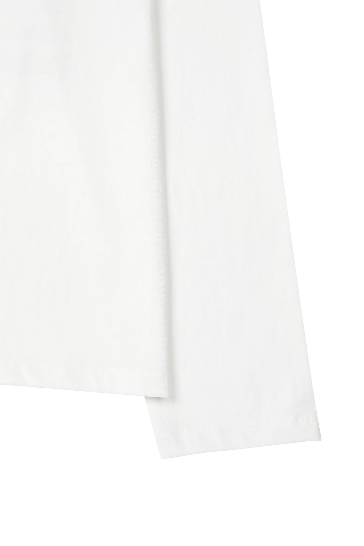 다이닛(DEINET) CONTEMPORARY LONG SLEEVE IN WHITE