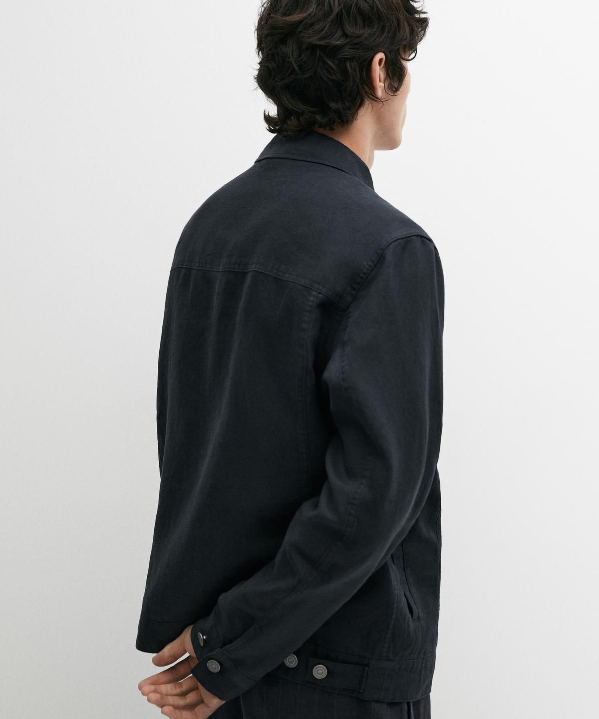 마시모두띠(MASSIMO DUTTI) 포켓 디테일 100% 린넨 재킷