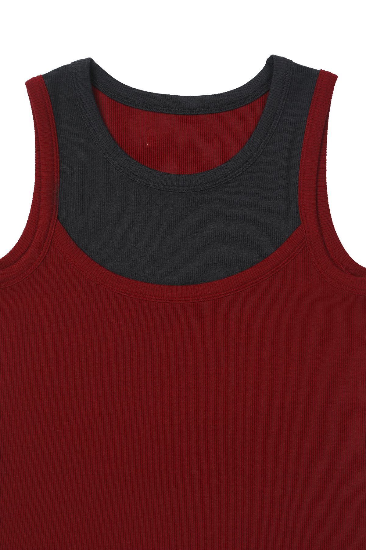 다이닛(DEINET) D-CONTRAST SLEEVELESS IN RED