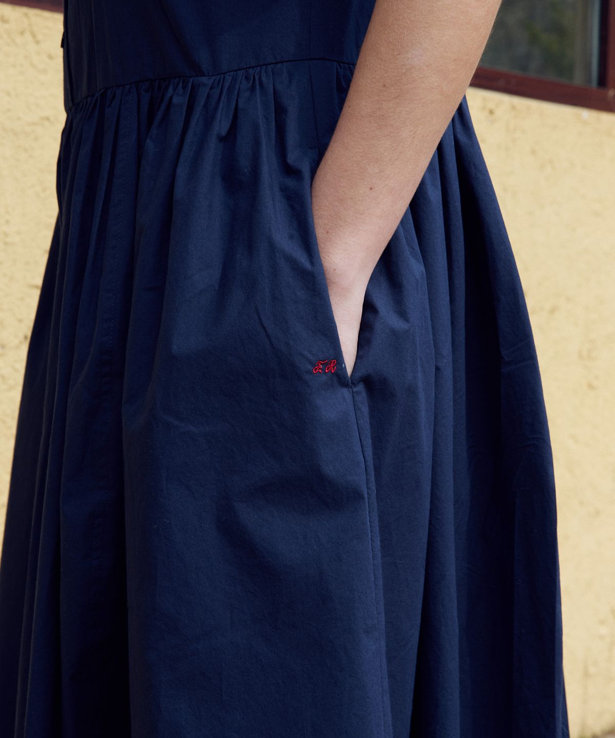 프리터(FRITUR) Shirring Shirt Dress Navy_F262OP05