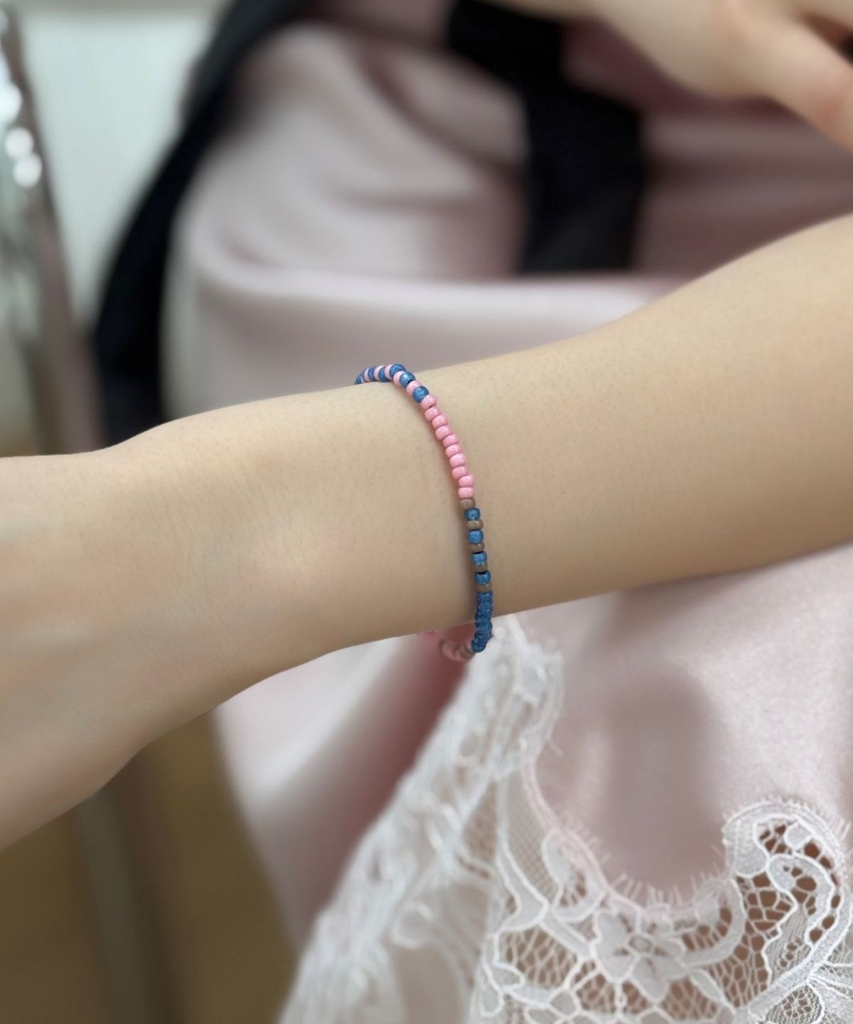봉보(BONBEAU) Joy color play beads Bracelet 조이 컬러 플레이 유니크 비즈 팔찌