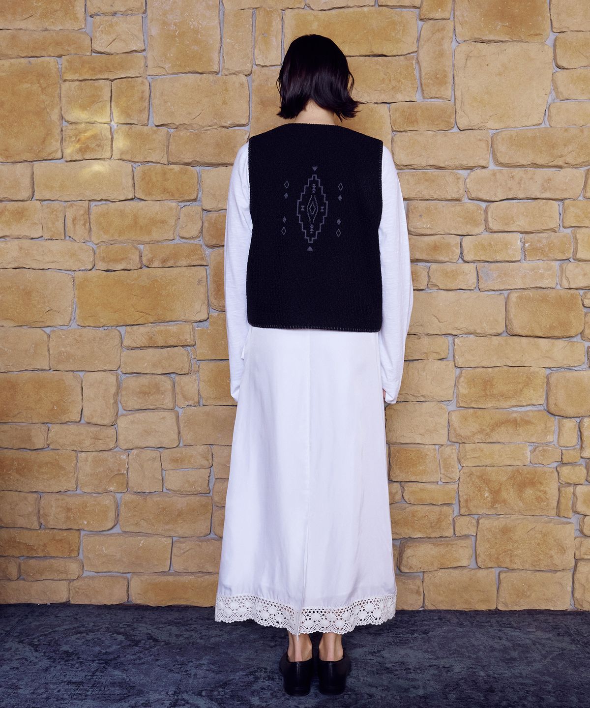 프리터(FRITUR) Aztec Embroidered Vest Black_F262VE01